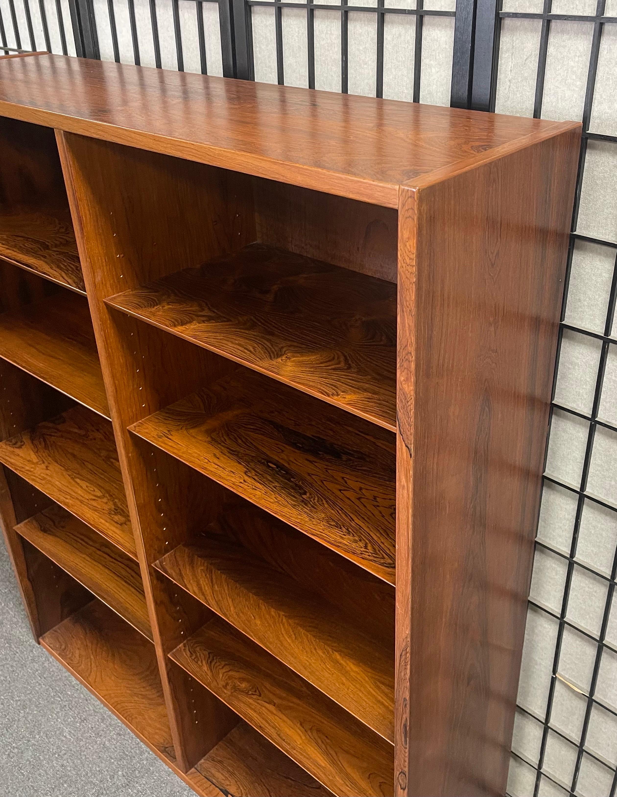 Danish Modern Ten Shelf Rosewood Bookcase in the Style of Poul Hundevad For Sale 4