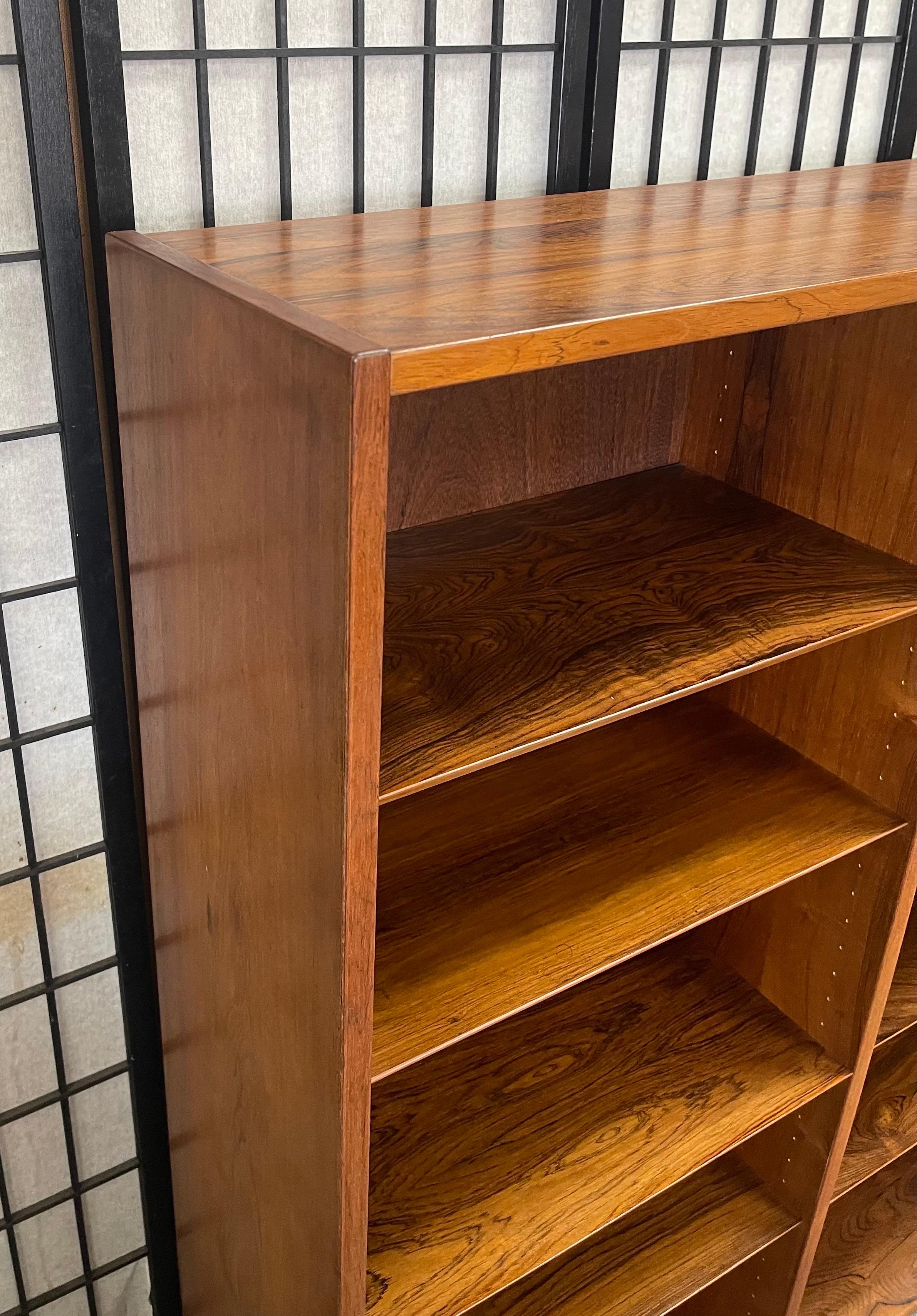 Danish Modern Ten Shelf Rosewood Bookcase in the Style of Poul Hundevad For Sale 2