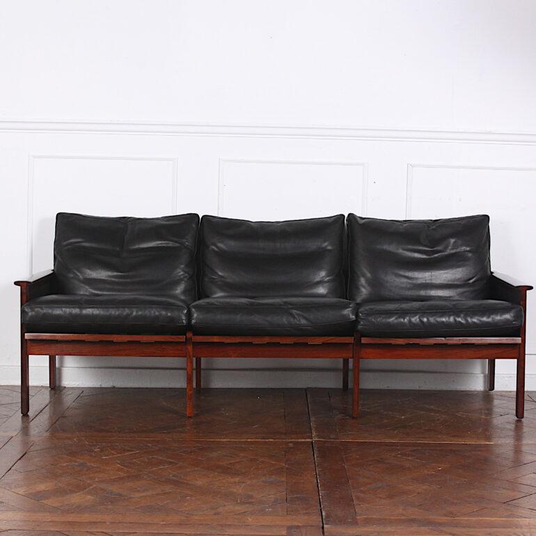 Leather Danish Modern Three-Piece Sofa and Pair of Armchairs by Illum Wikkelso