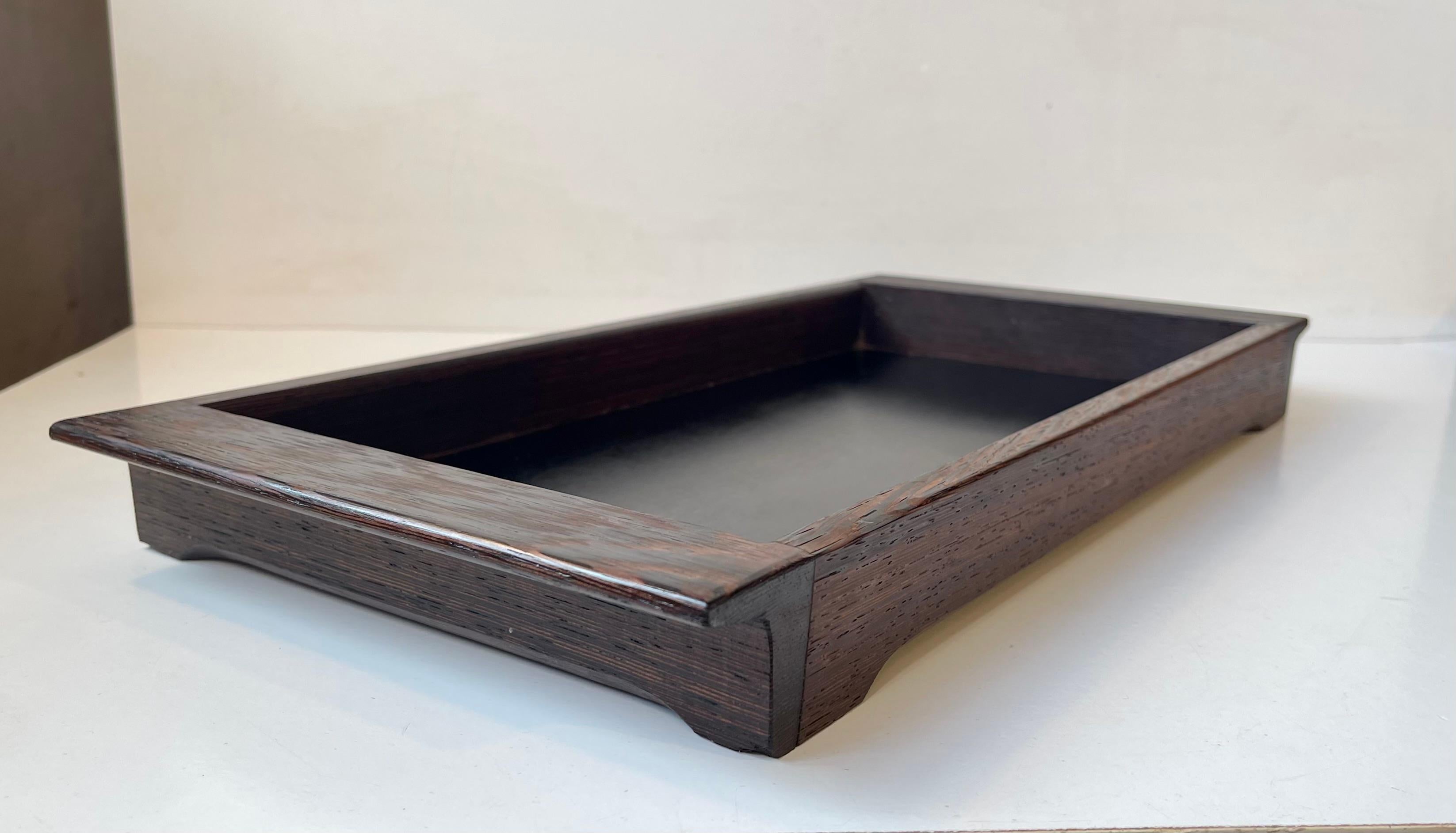 Danish Modern Tray in Black Formica & Wengé by Henning Seidelin for Voss, 1960s In Good Condition For Sale In Esbjerg, DK