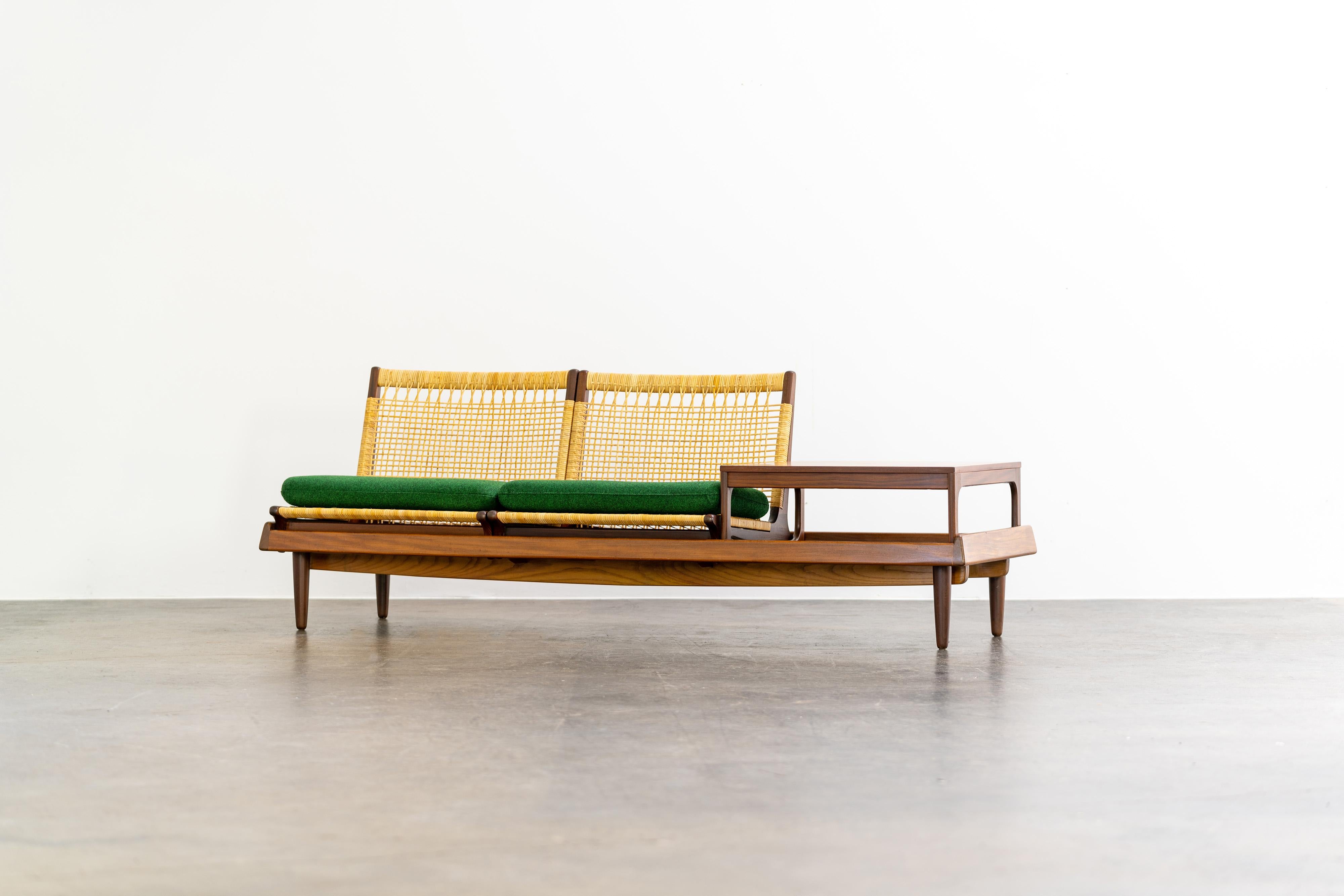 Scandinavian Modern Danish Modern TV Bench Sofa Model 161 by Hans Olsen Bramin, Denmark, 1960s For Sale
