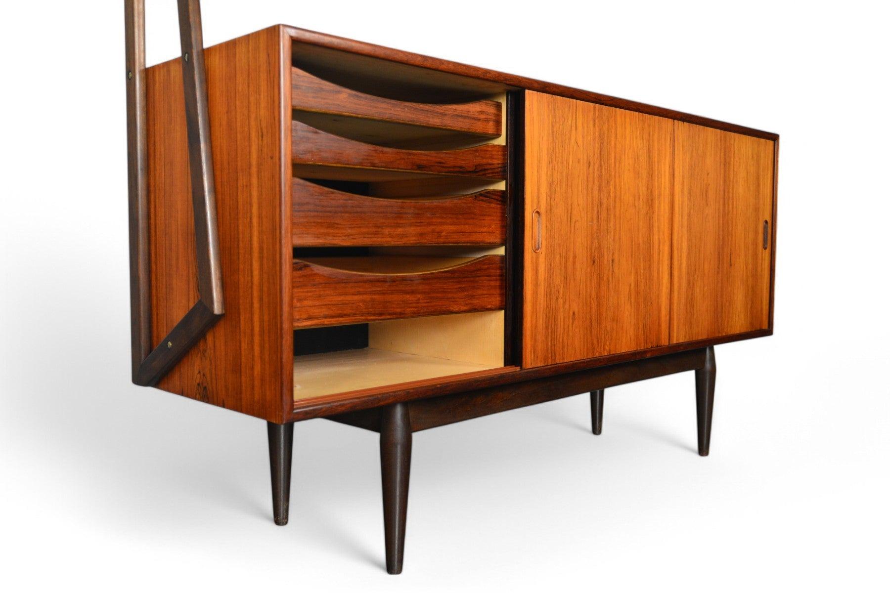 Palissandro Credenza moderna danese a due livelli Atomic High in palissandro in vendita