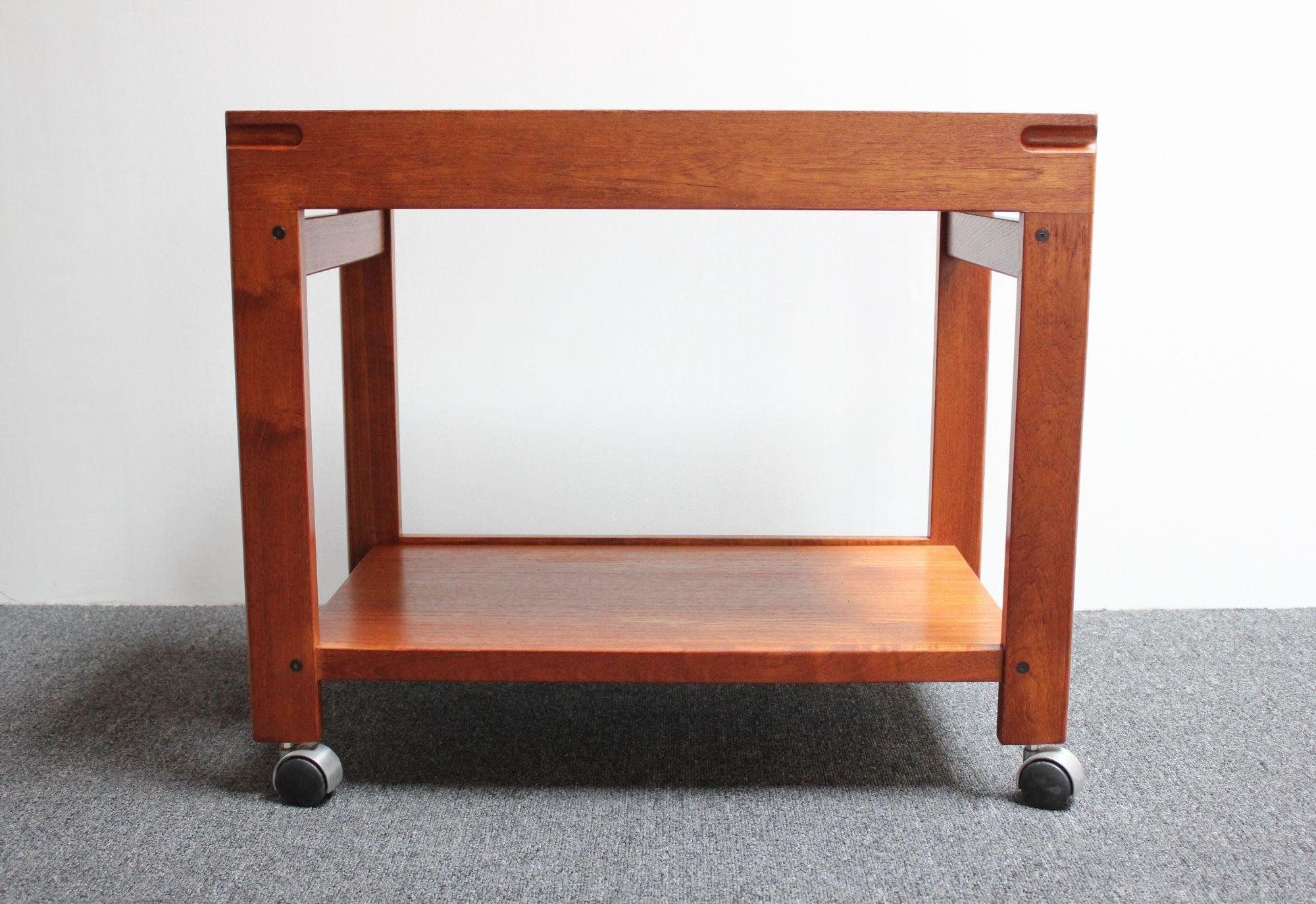 Danish Modern Two-Tier Extendable Bar Cart with Leaf by Aksel Kjersgaard In Good Condition For Sale In Brooklyn, NY