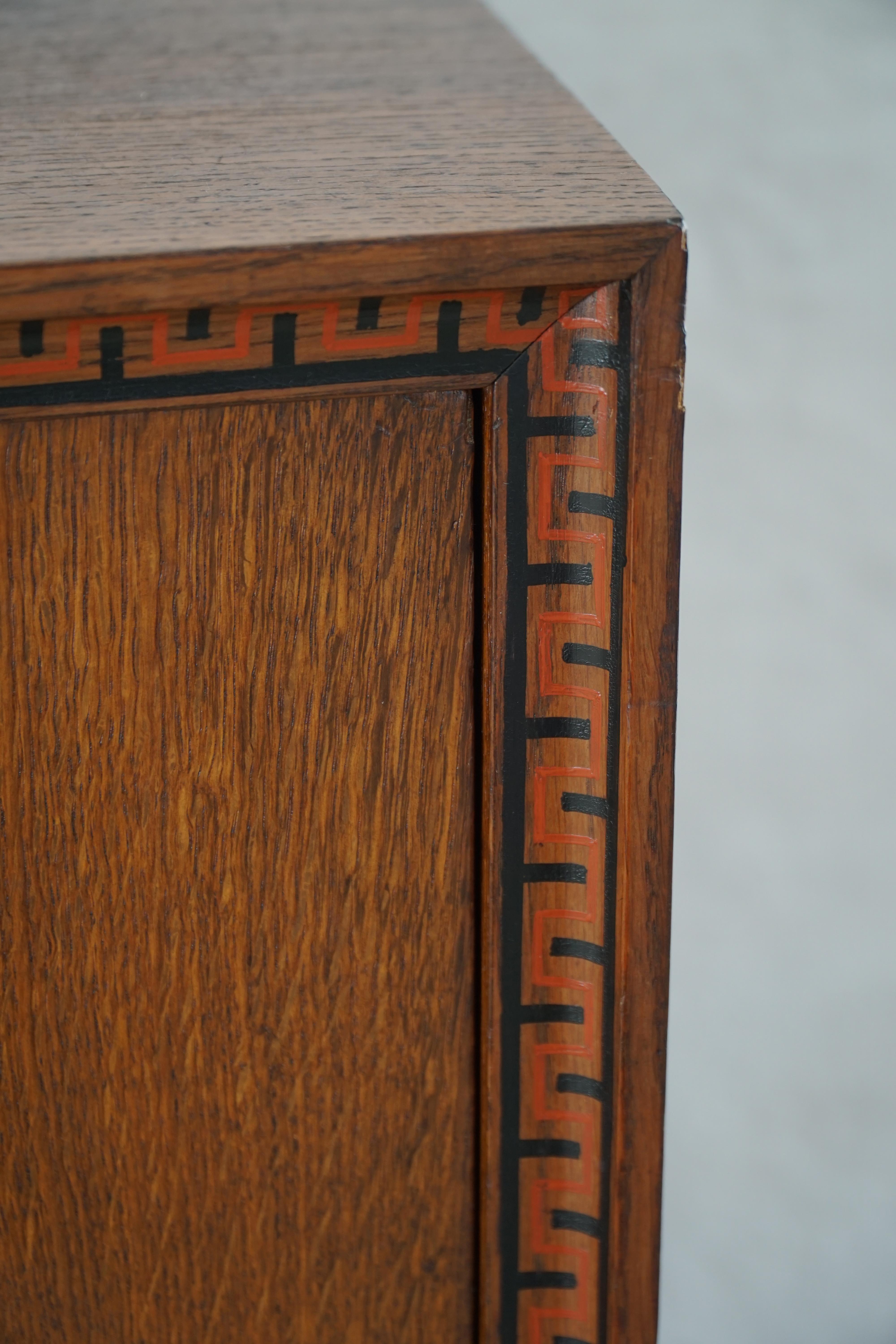 Dänischer moderner, einzigartiger handgefertigter Eichen-Sekretärschrank, Mitte 20. im Angebot 4