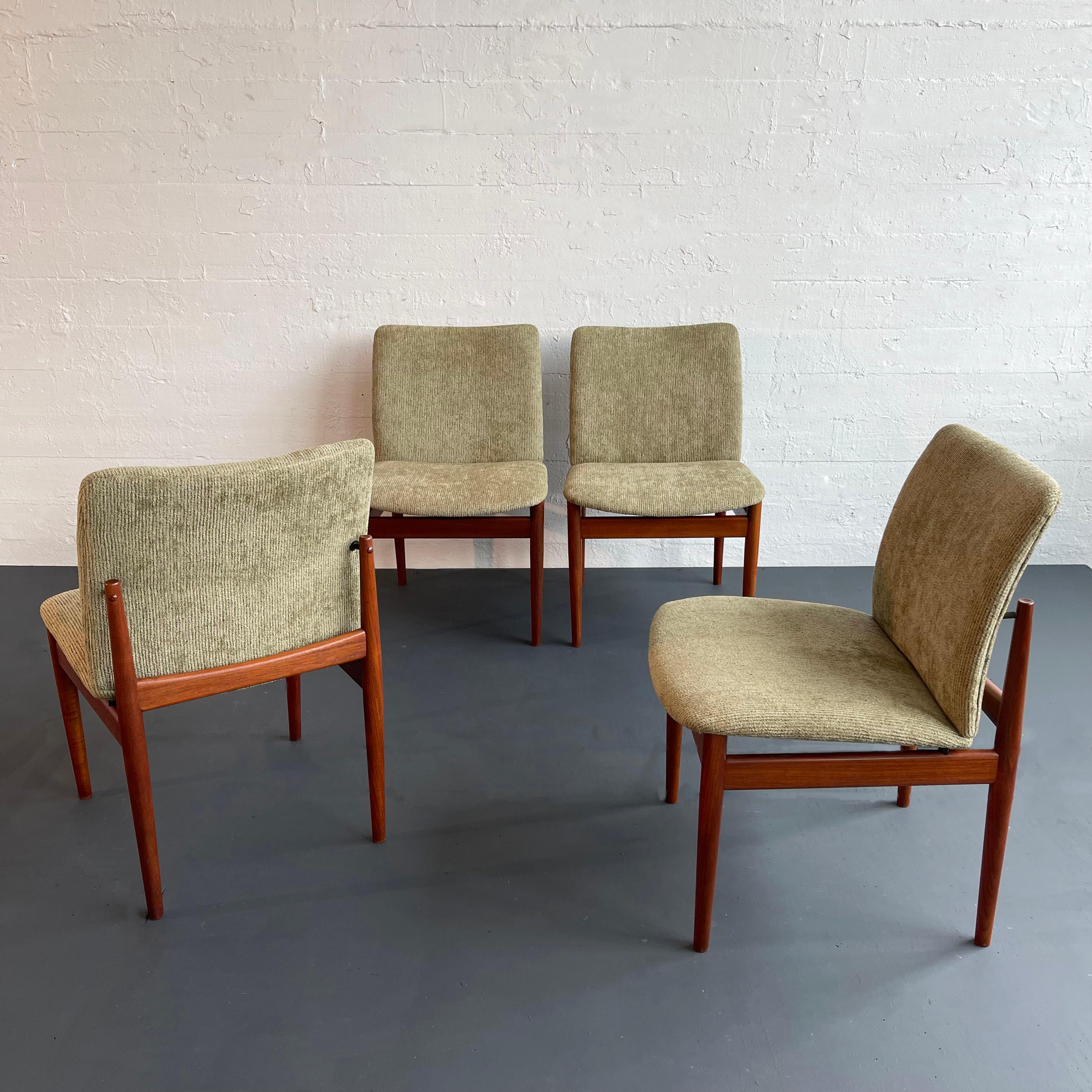 Danish Modern Upholstered Dining Chairs Model 191 By Finn Juhl 4