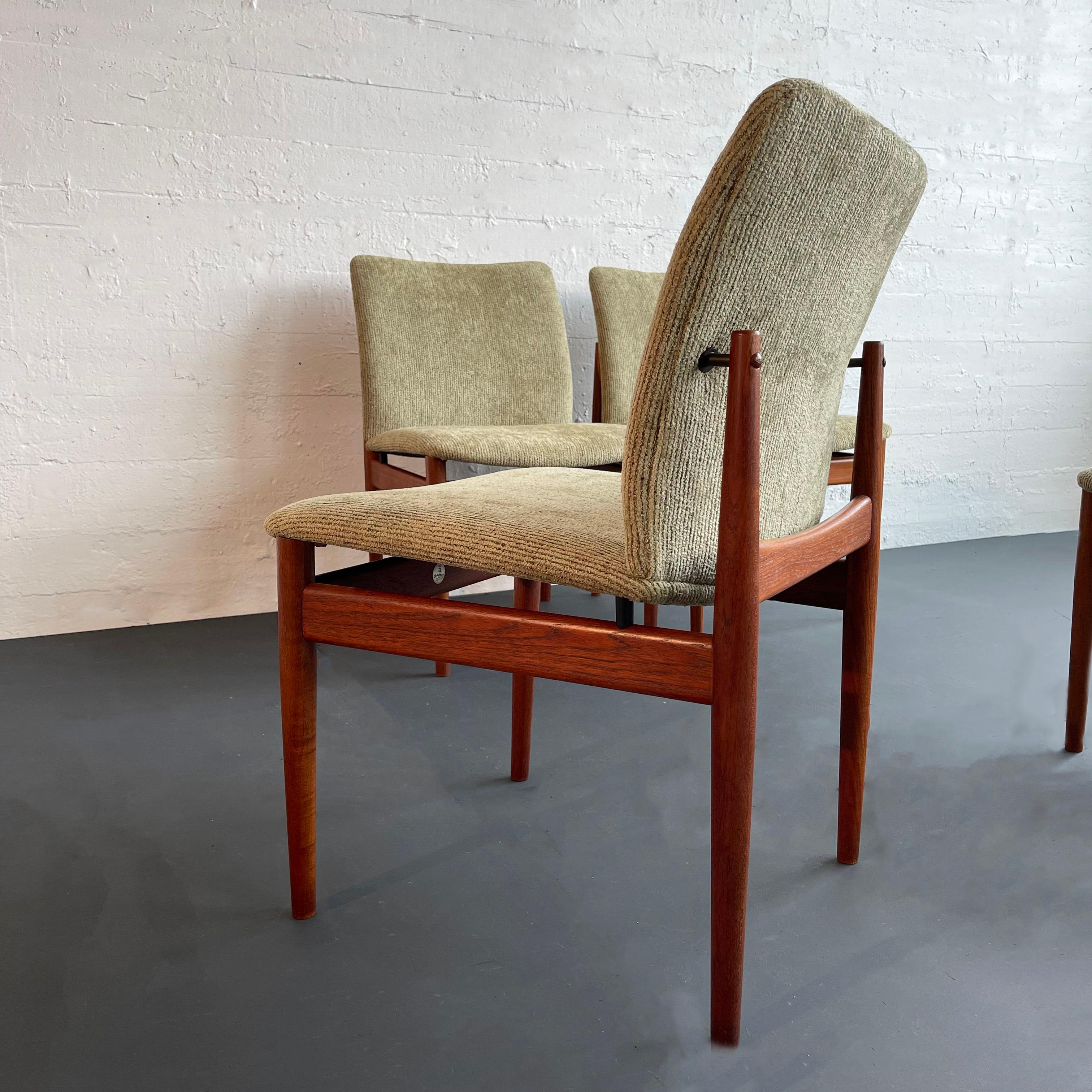Danish Modern Upholstered Dining Chairs Model 191 By Finn Juhl 6