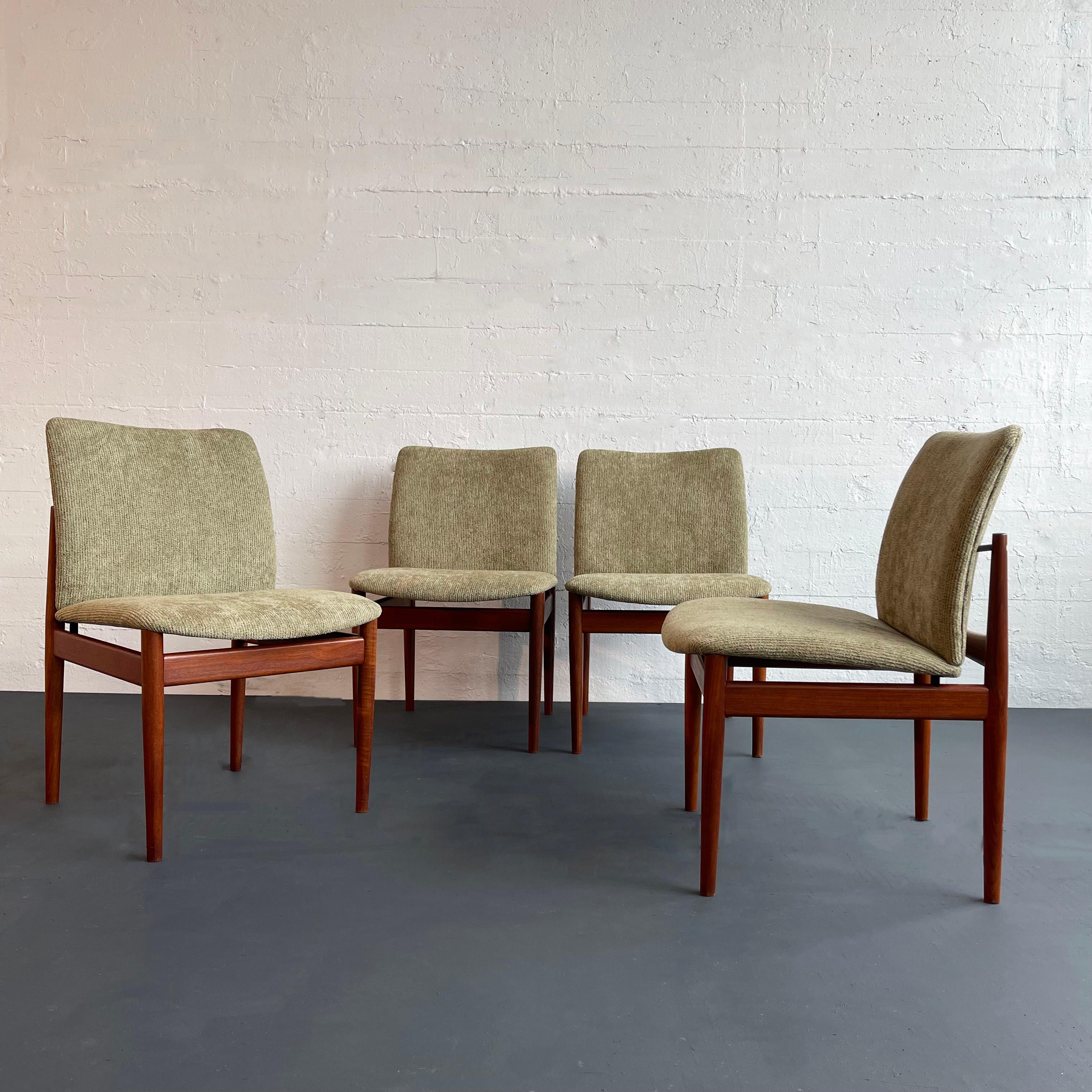 Scandinavian Modern Danish Modern Upholstered Dining Chairs Model 191 By Finn Juhl