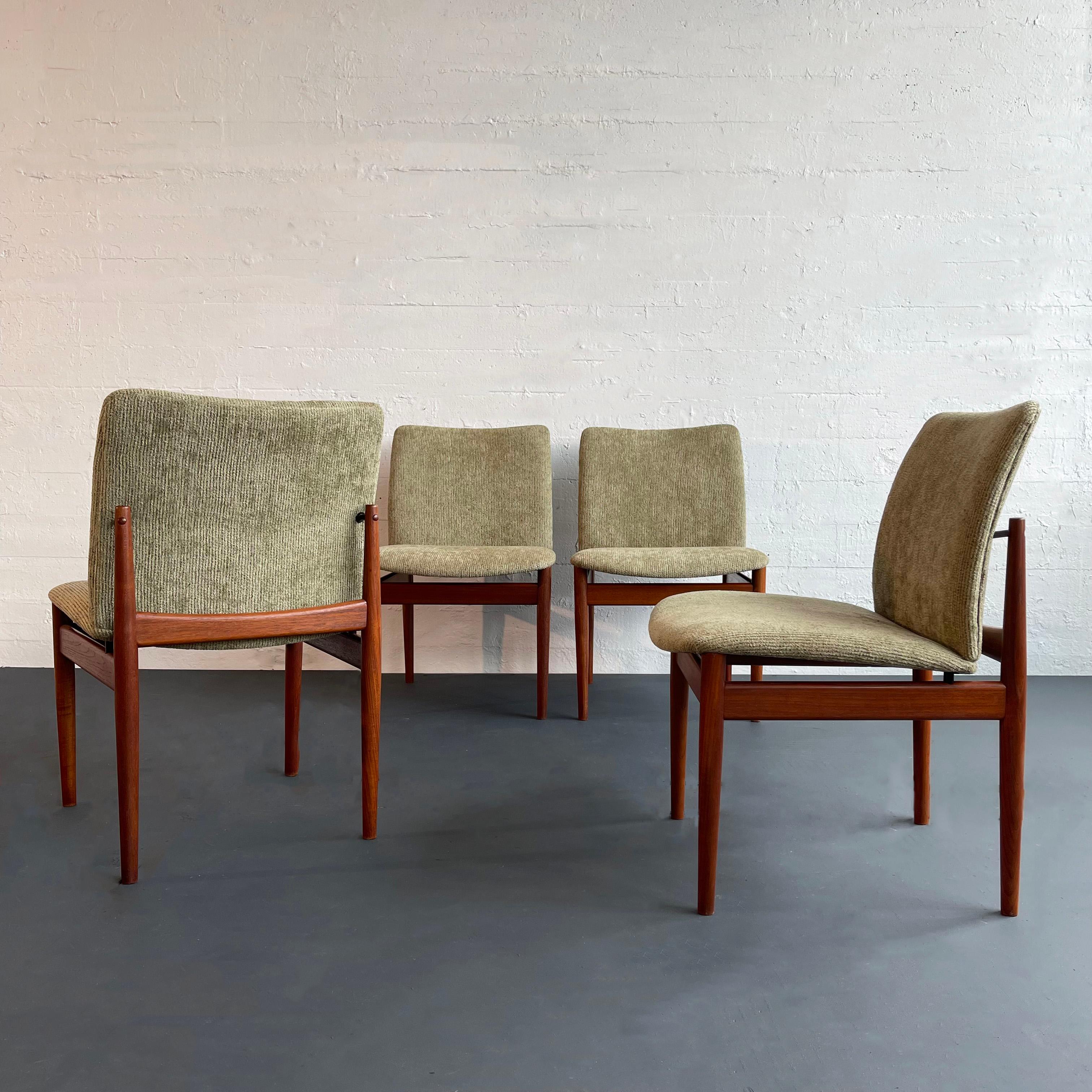 Danish Modern Upholstered Dining Chairs Model 191 By Finn Juhl 1