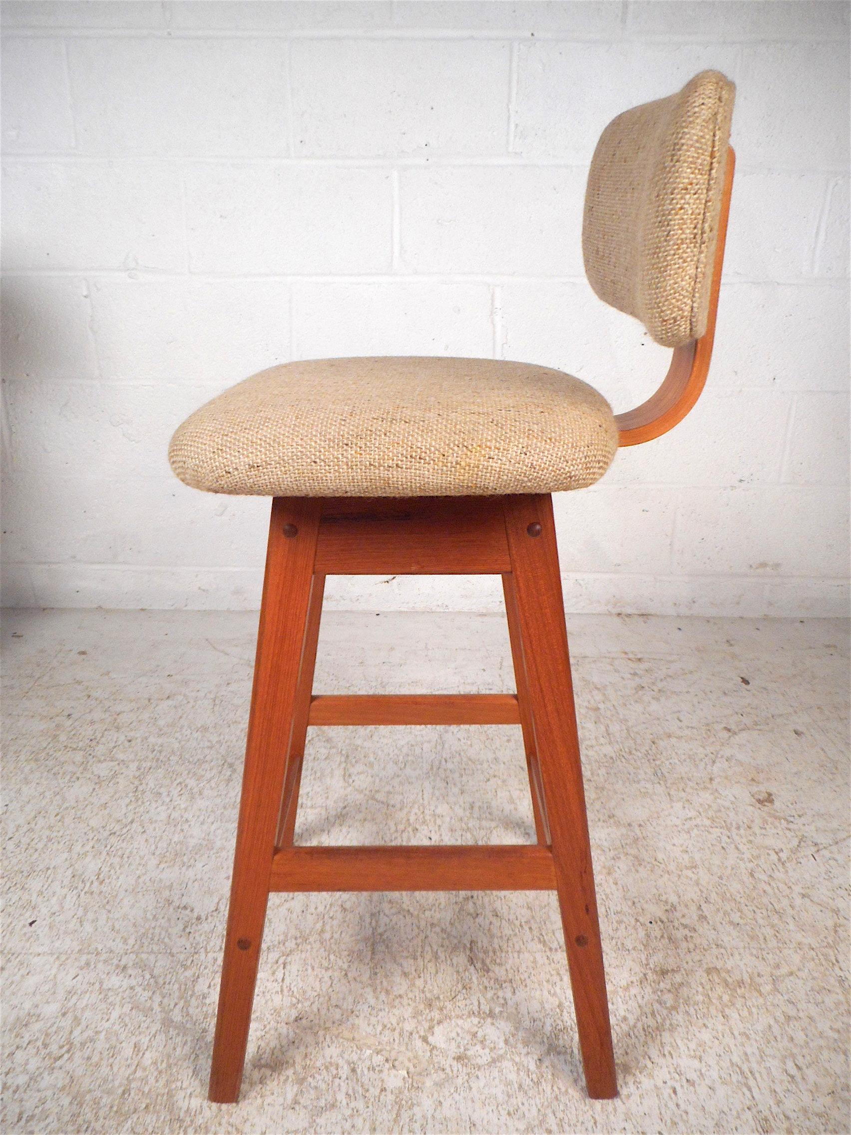 Late 20th Century Danish Modern Upholstered Swivel Stools by Vampdrup Stolefabrik, Set of 3