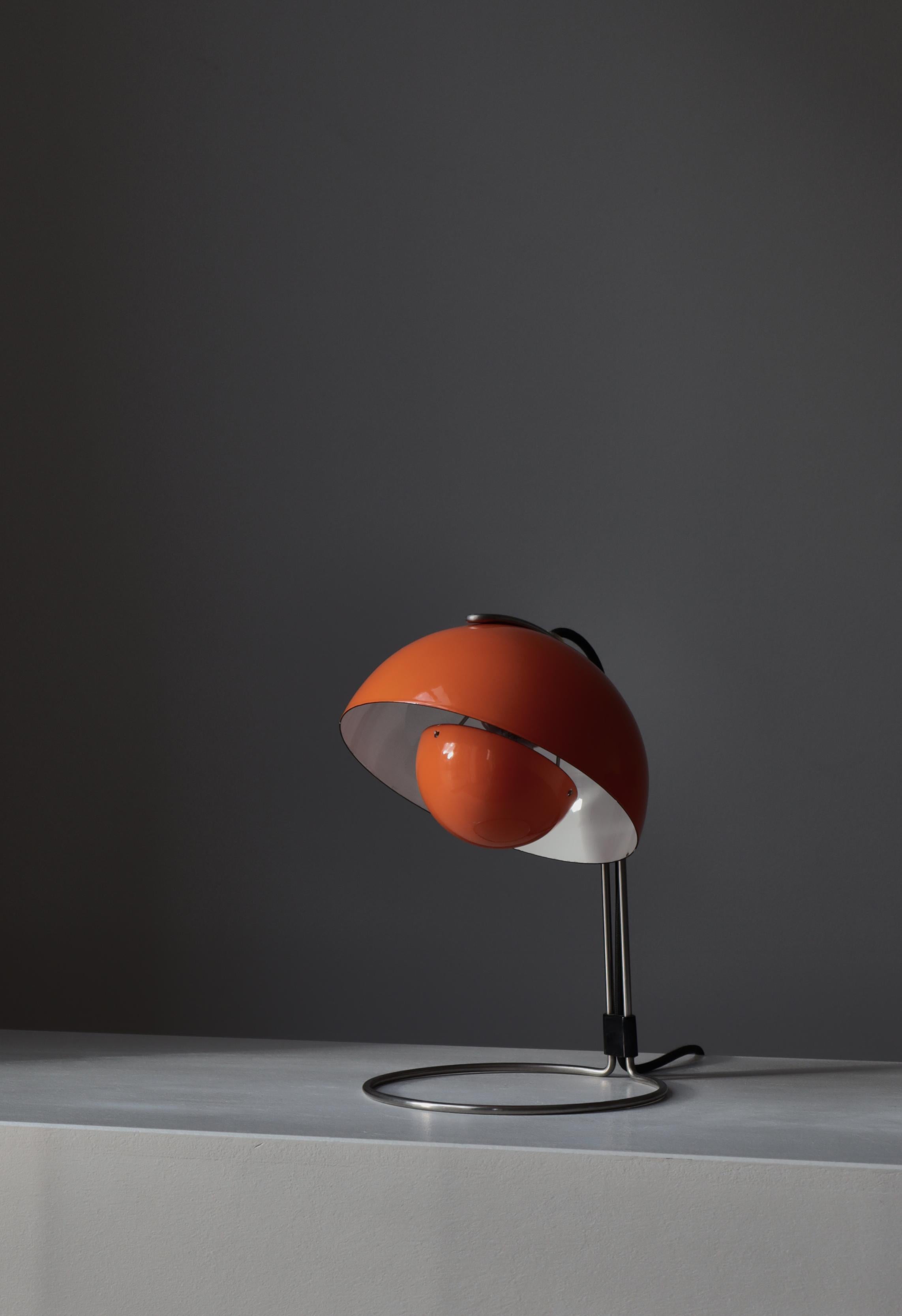 Lampe de table moderne danoise Verner Panton orange, Louis Poulsen, 1968 en vente 7