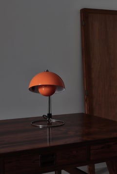 Danish Modern Verner Panton Orange Flowerpot Table Lamp by Louis Poulsen, 1968