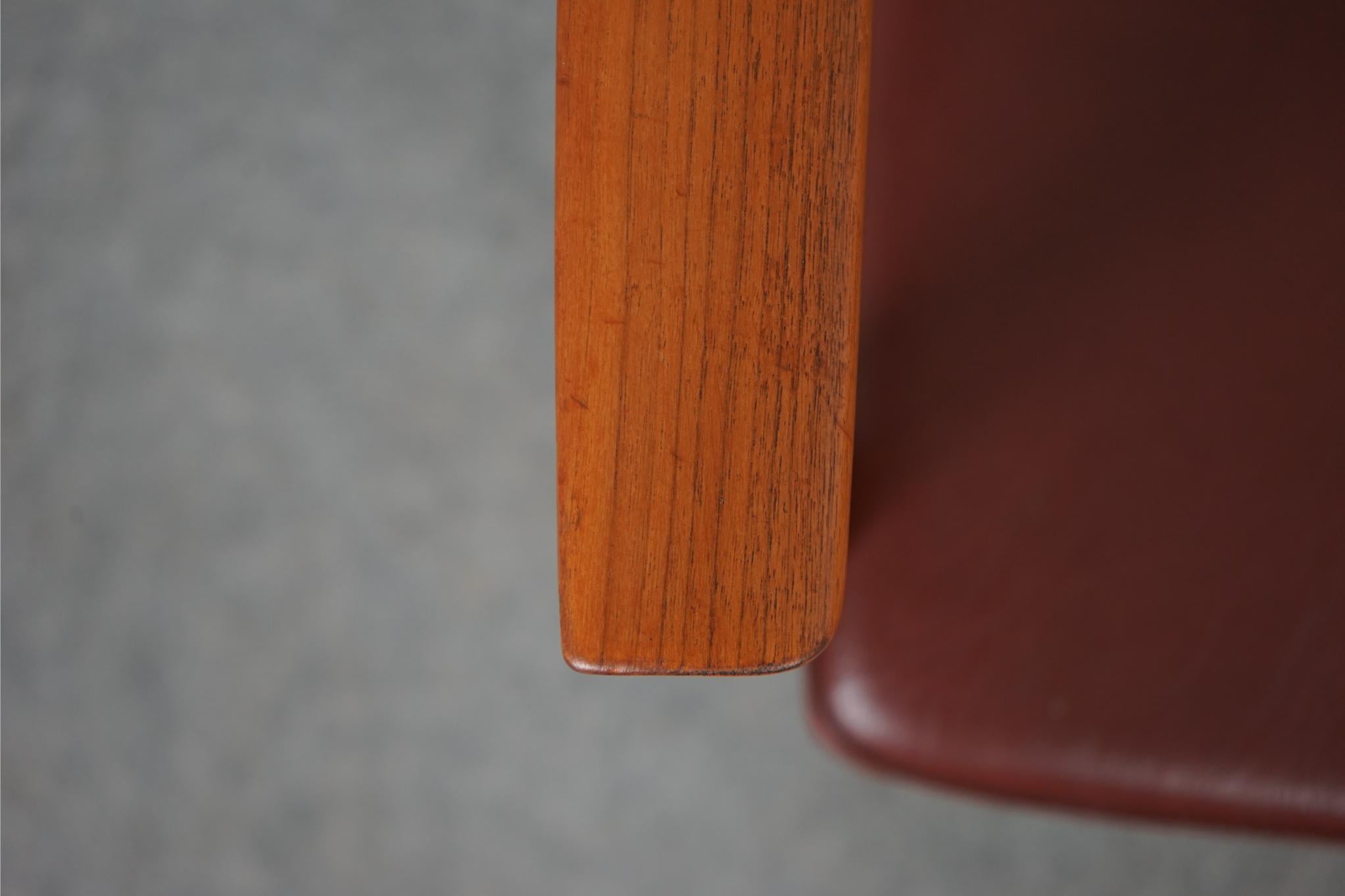 Late 20th Century Danish Modern Walnut Arm Chair For Sale