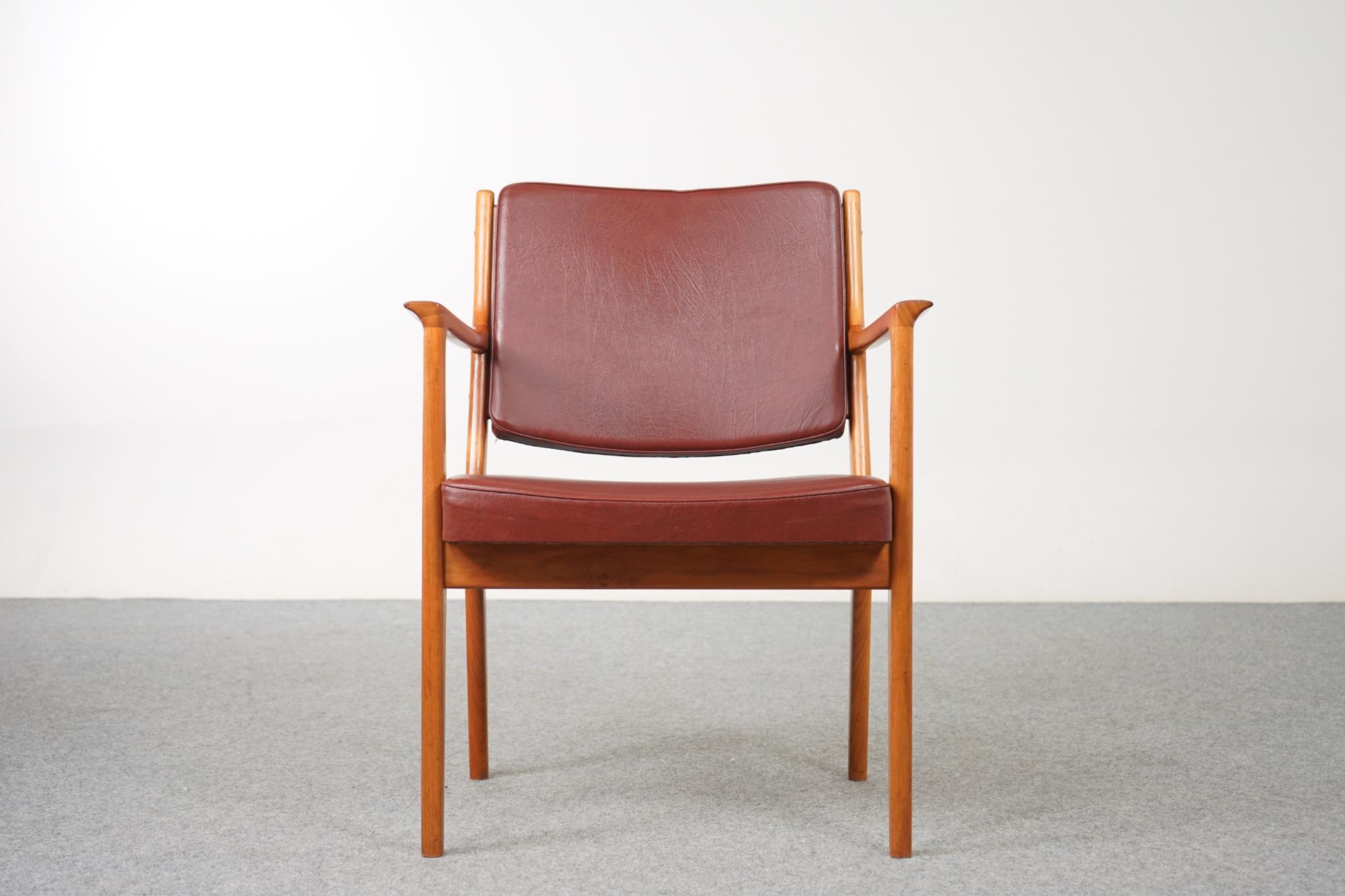 Danish Modern Walnut Armchair In Good Condition For Sale In VANCOUVER, CA