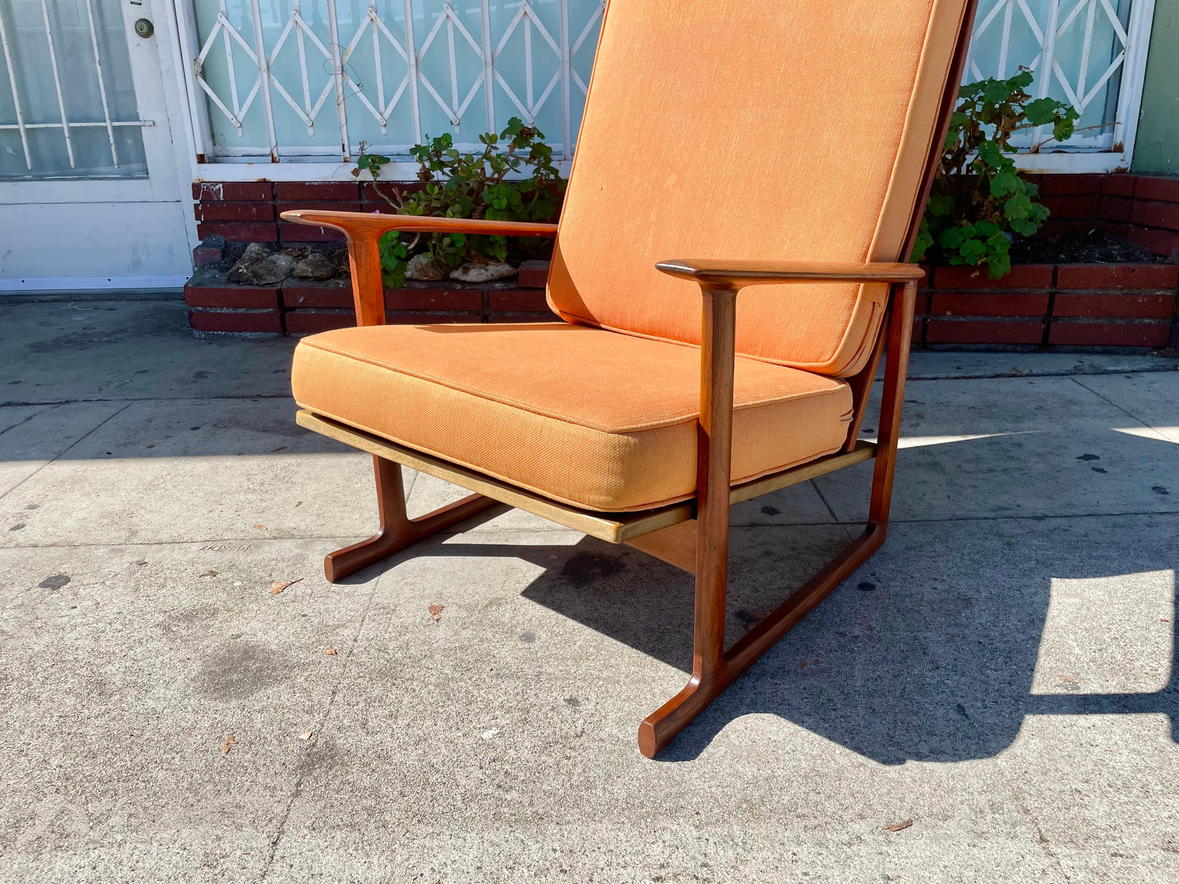 Danish Modern Walnut Lounge Chair by Ib Kofod Larsen for Selig In Good Condition For Sale In North Hollywood, CA