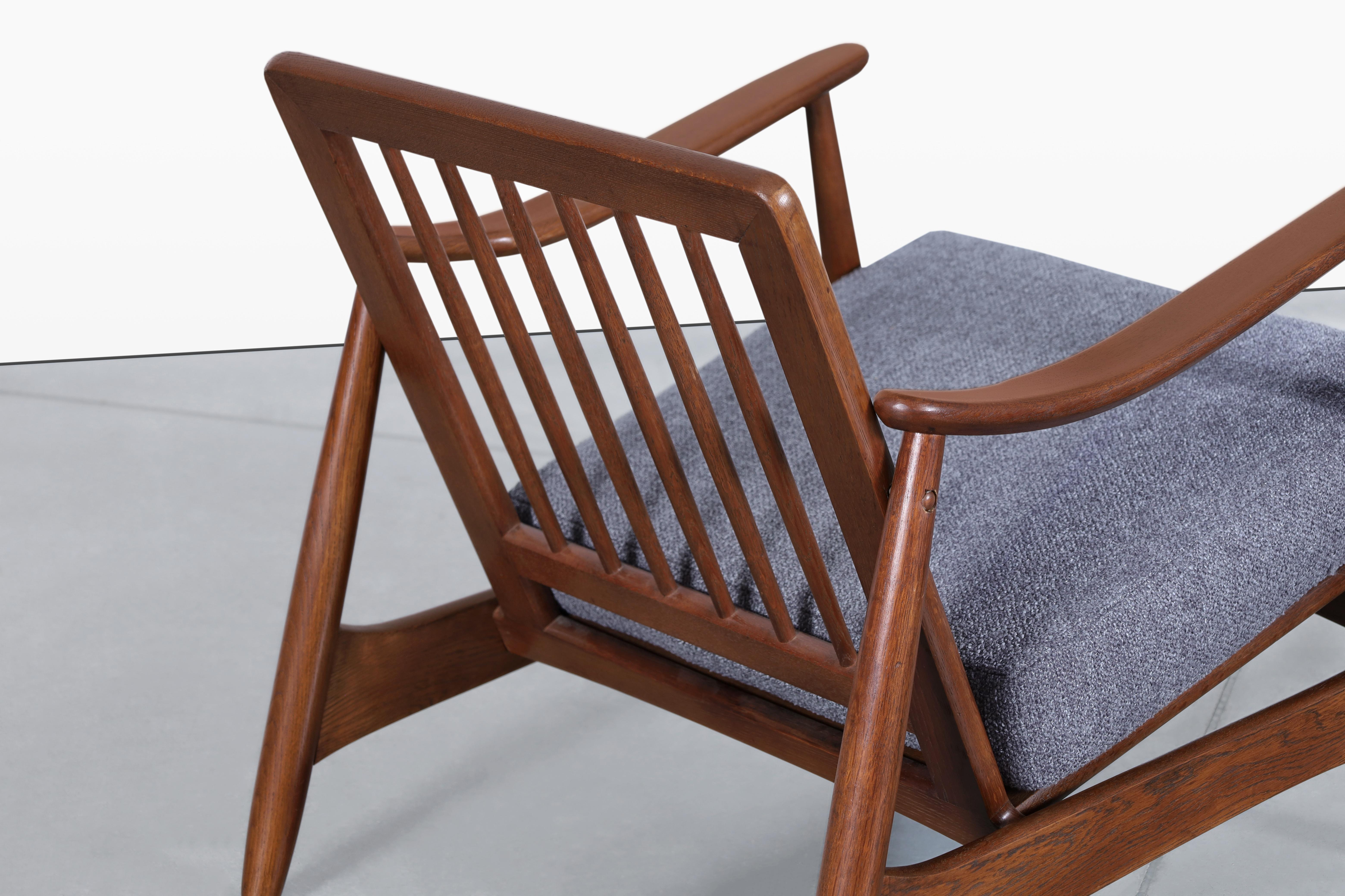 Silla de salón moderna danesa de nogal de Torben Strandgaard en venta 6