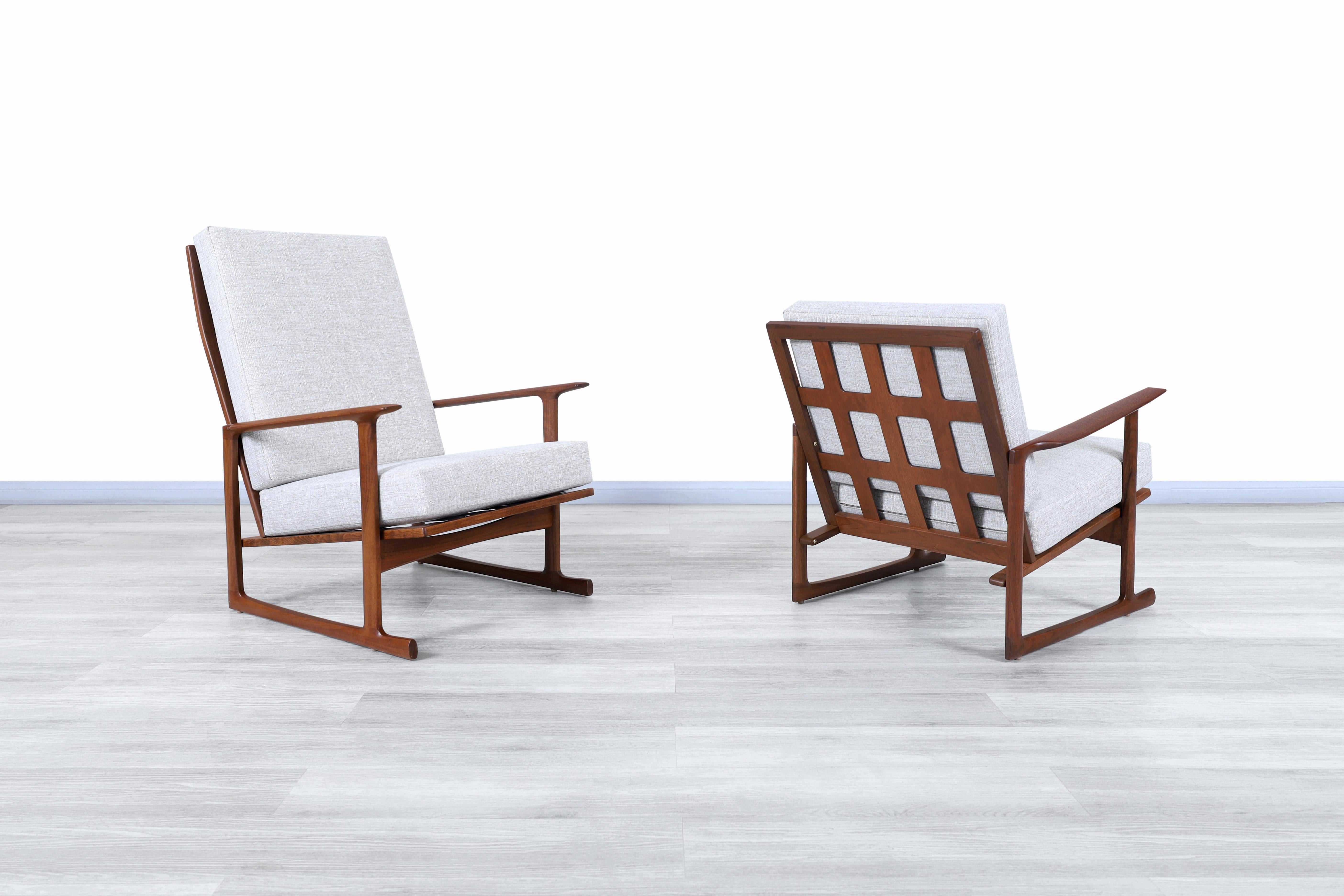 Danish Modern Walnut Lounge Chairs by Ib Kofod Larsen for Selig In Excellent Condition For Sale In North Hollywood, CA