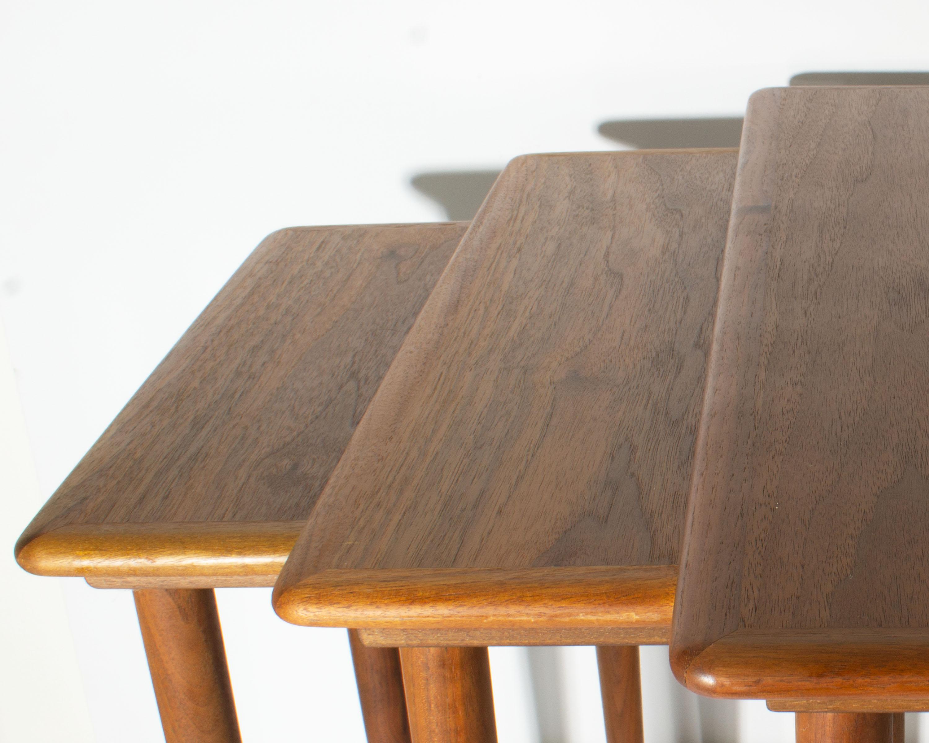 Danish Modern Walnut Nesting Tables In Good Condition In Indianapolis, IN