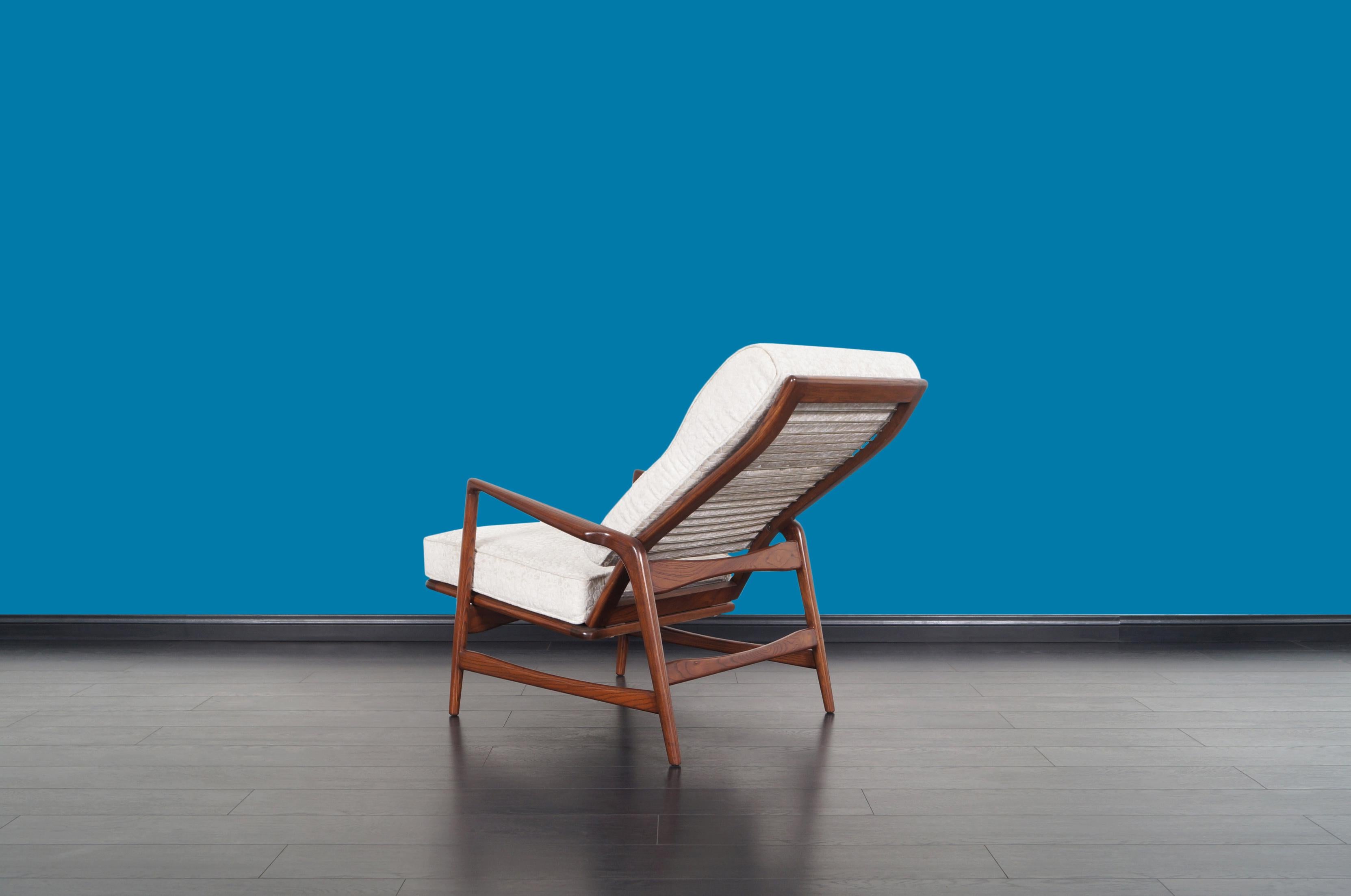 Danish Modern Walnut Reclining Lounge Chairs by Ib Kofod Larsen 6