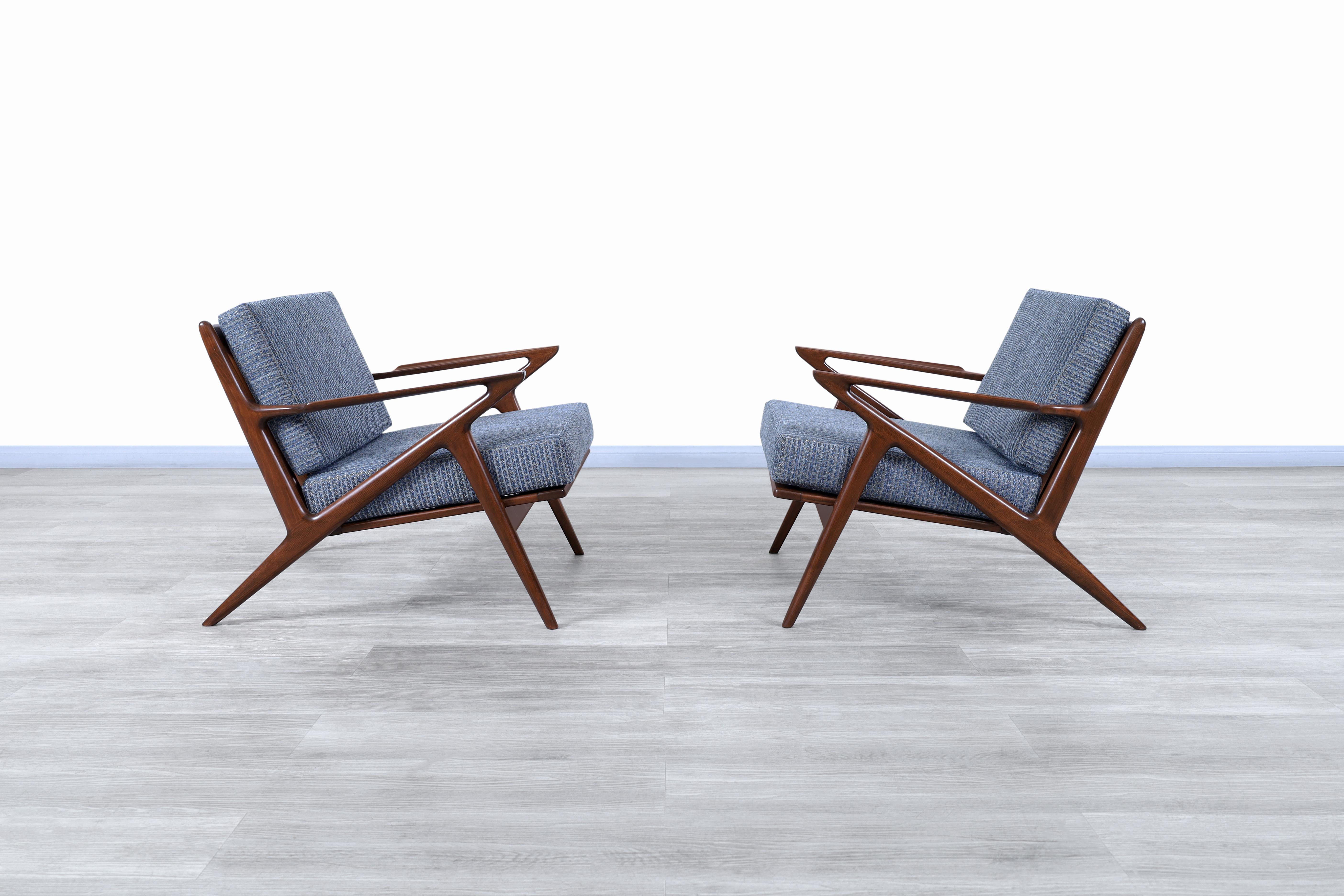 Mid-Century Modern Danish Modern Walnut 