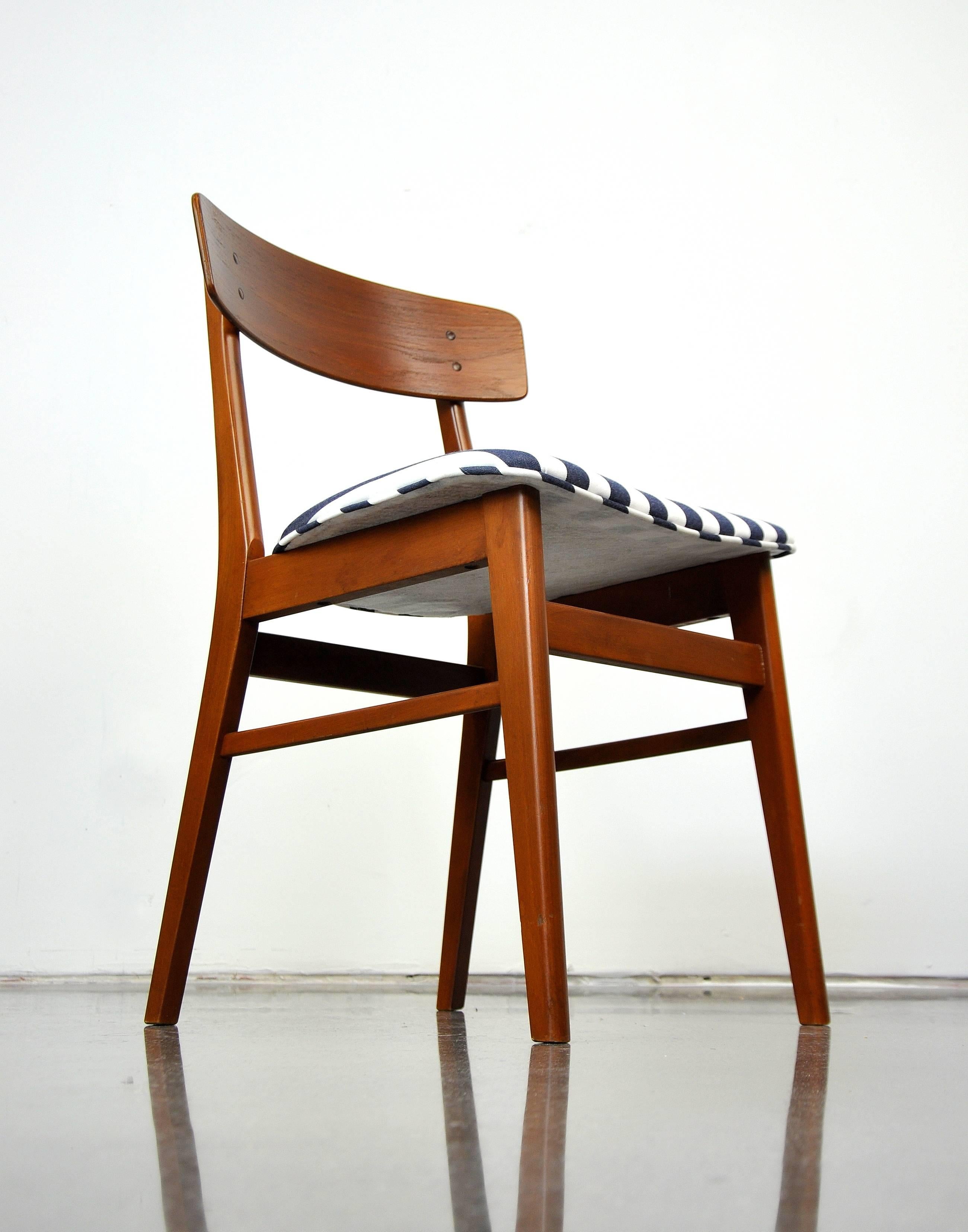 Danish Modern Wegner Style Teak Chair 6