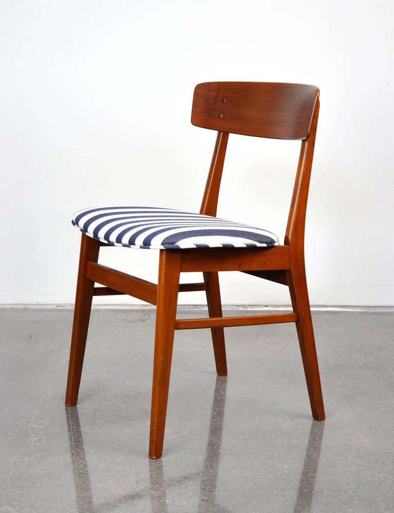 Danish Modern Wegner Style Teak Chair For Sale at 1stDibs