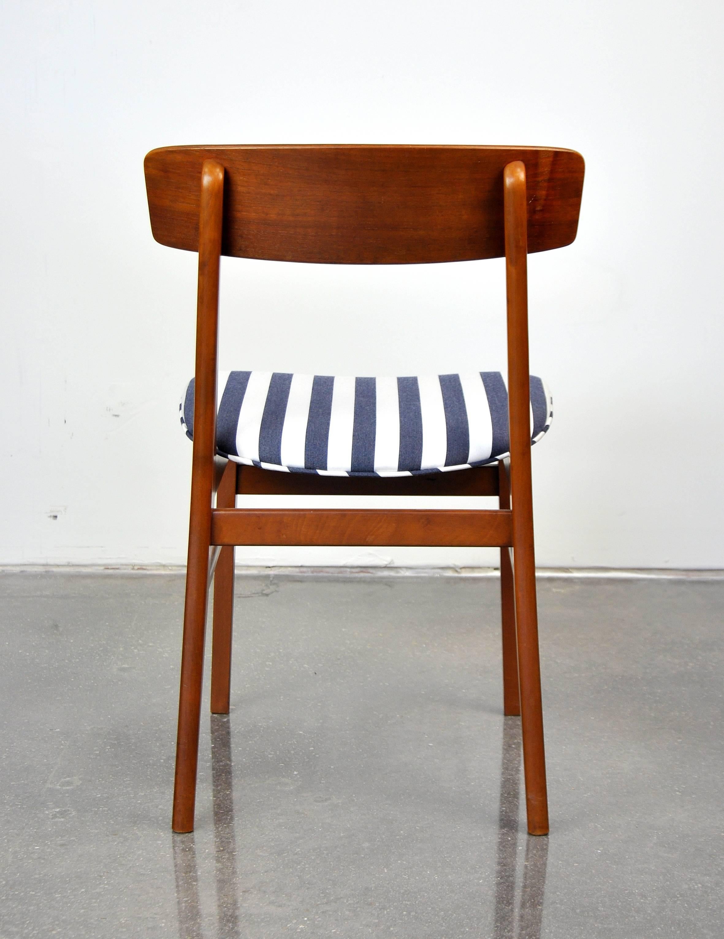 Danish Modern Wegner Style Teak Chair 1