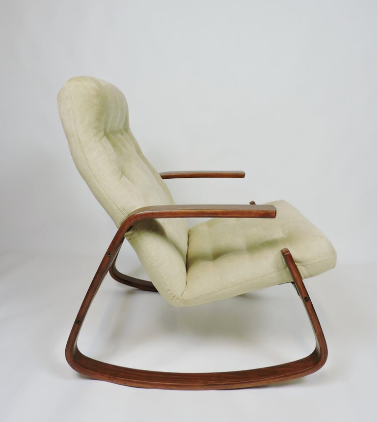 Beautiful and comfortable rocking chair designed by Ingmar Relling and made in Norway by Westnofa. This chair has a bentwood frame with cantilevered arms and a tufted upholstered seat and back. Very sturdy and well made, the interior of the chair