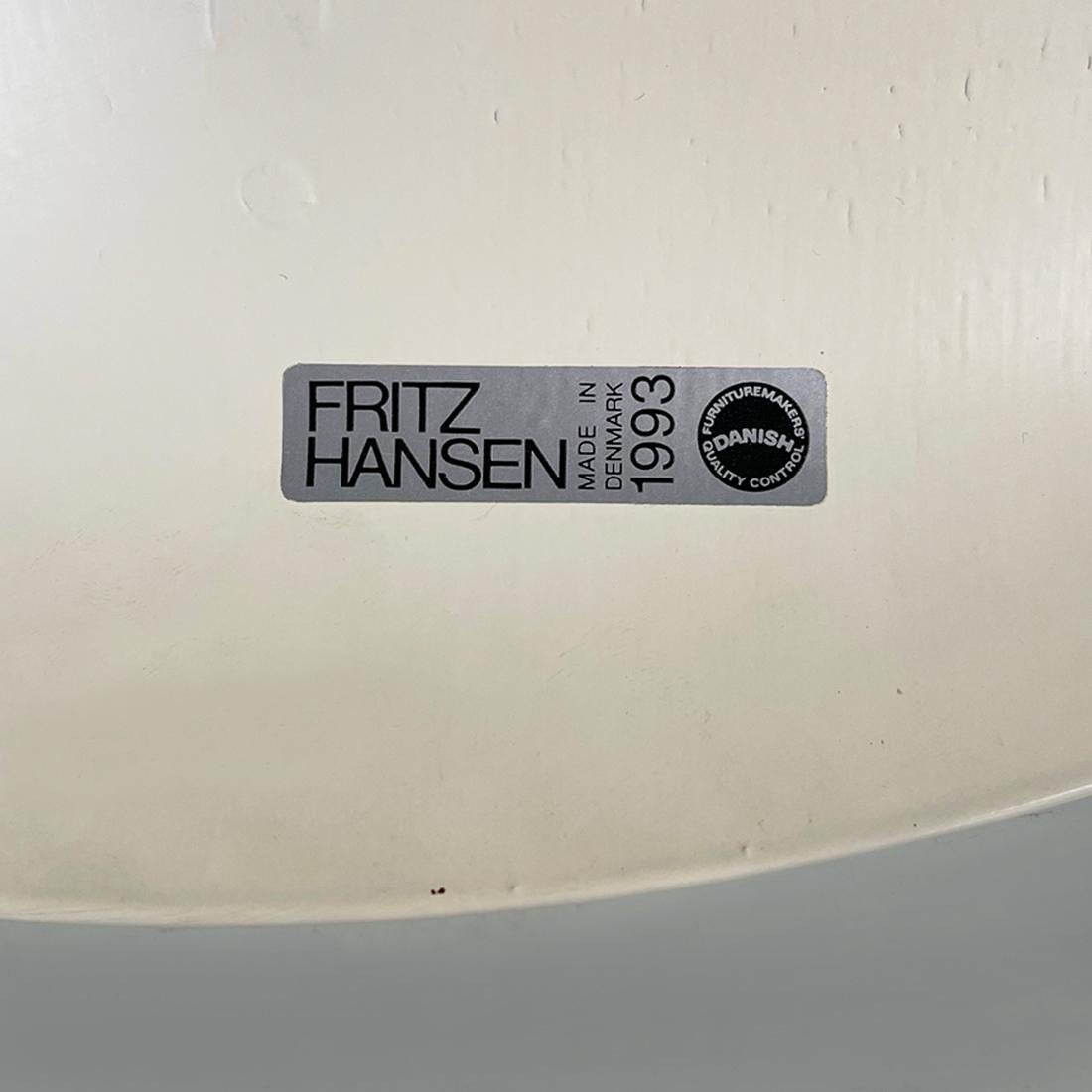 Danois Chaises blanches modernes danoises de la série 7 d'Arne Jacobsen pour Fritz Hansen, 1970 en vente