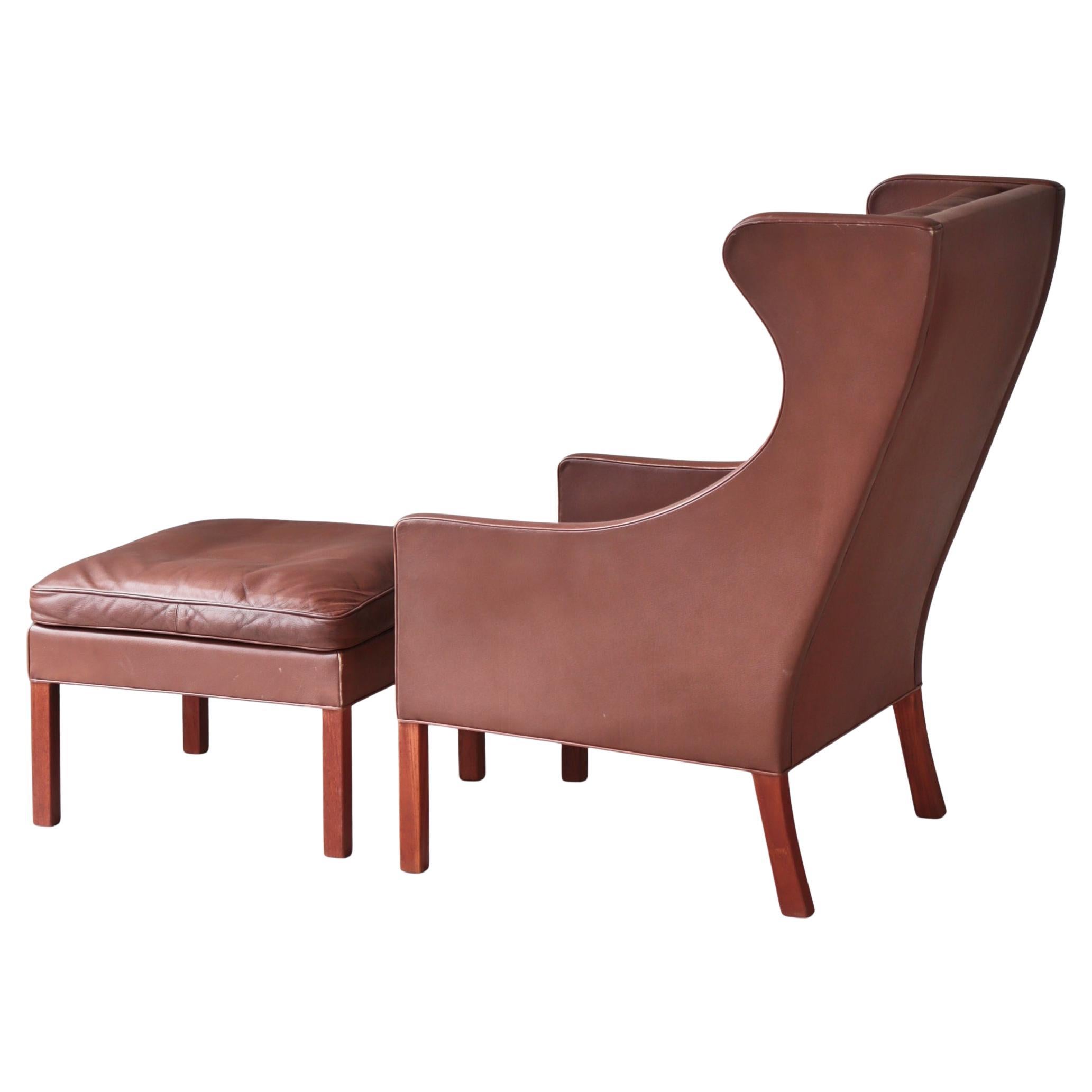 Sedia Wingback moderna danese di Børge Mogensen, pelle marrone e legno di teak, anni '70 in vendita