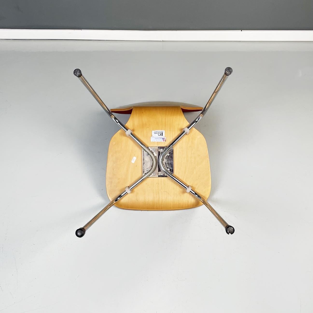 Chaise moderne danoise en bois, tissu bordeaux et acier par Phoenix, 1970 en vente 6