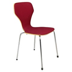 Chaise moderne danoise en bois, tissu bordeaux et acier par Phoenix, 1970