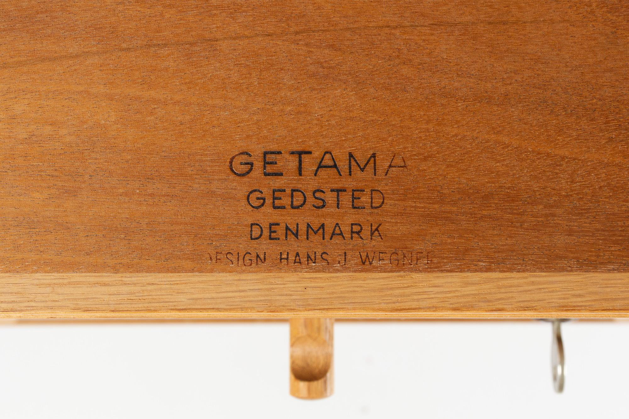 Danish Modern Writing Desk GE 125 by Hans J. Wegner for GETAMA 1970s 8