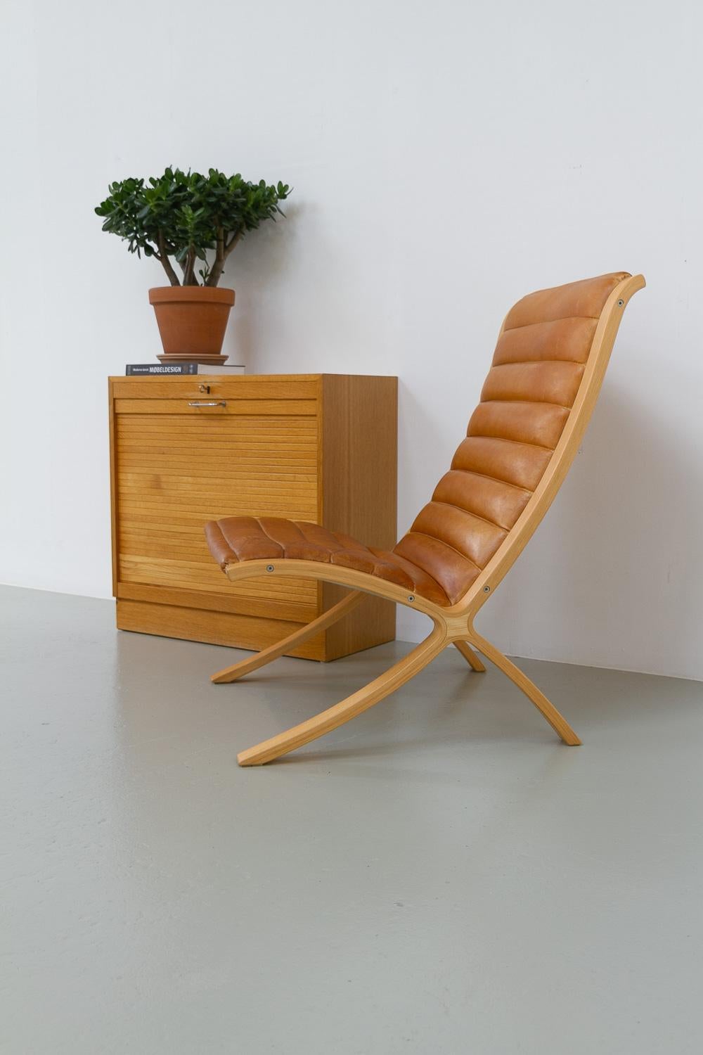 Silla X danesa moderna de Hvidt & Mølgaard para Fritz Hansen, década de 1970. en venta 13