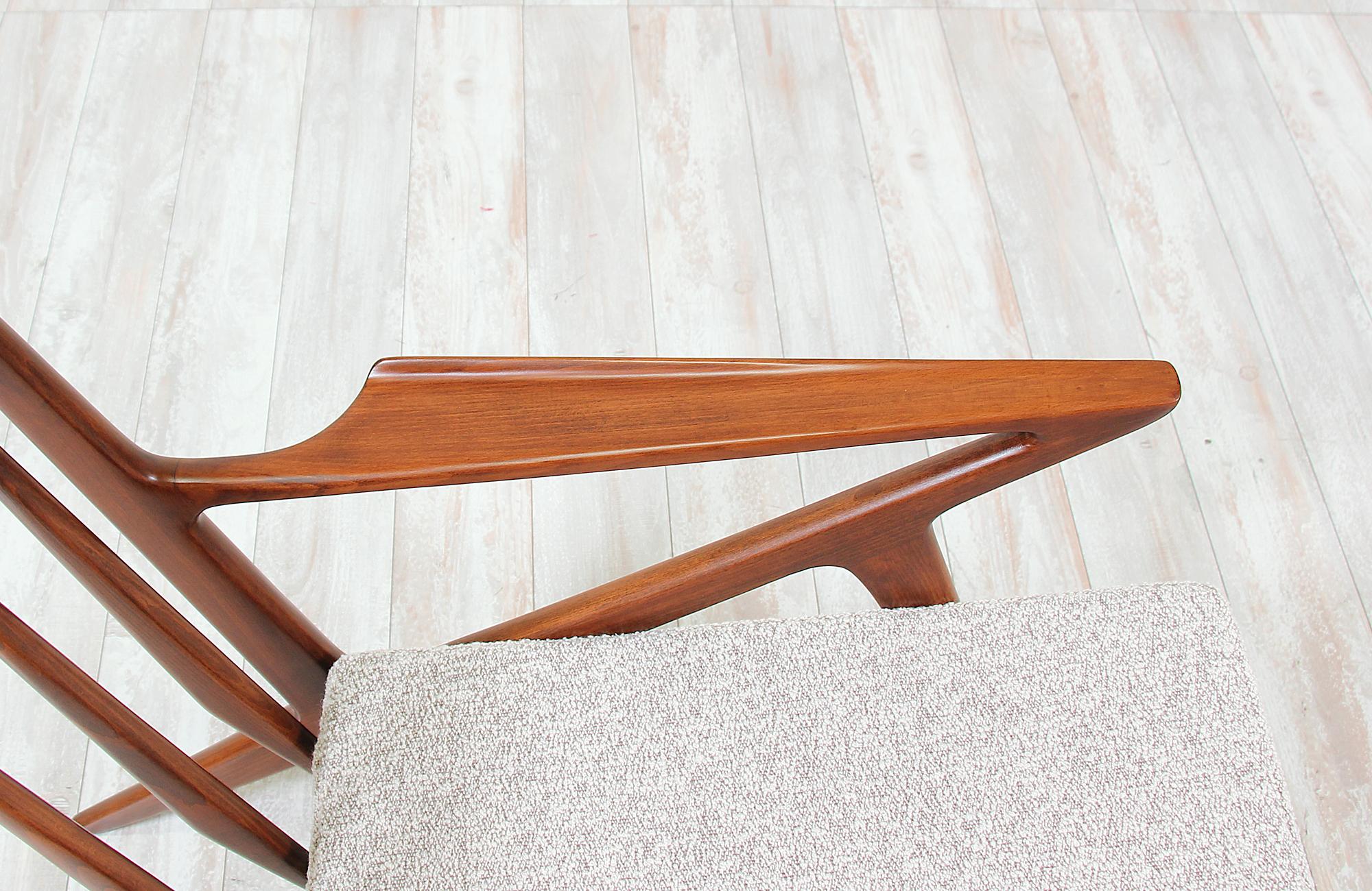 Danish Modern `Z` Lounge Chair by Poul Jensen for Selig 2