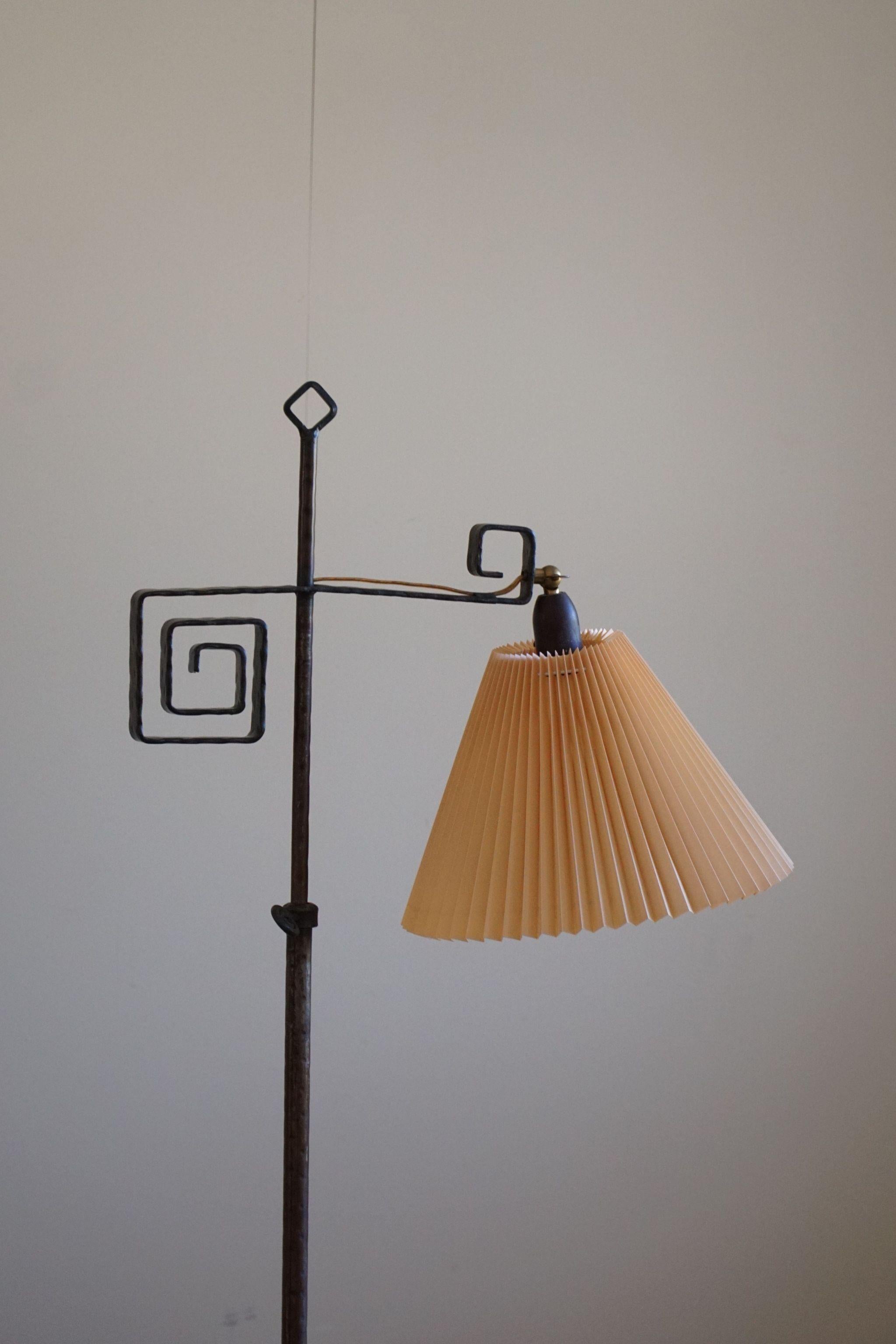 20th Century Danish Modernism, Adjustable Floor Lamp in Steel, Mid Century, 1950s
