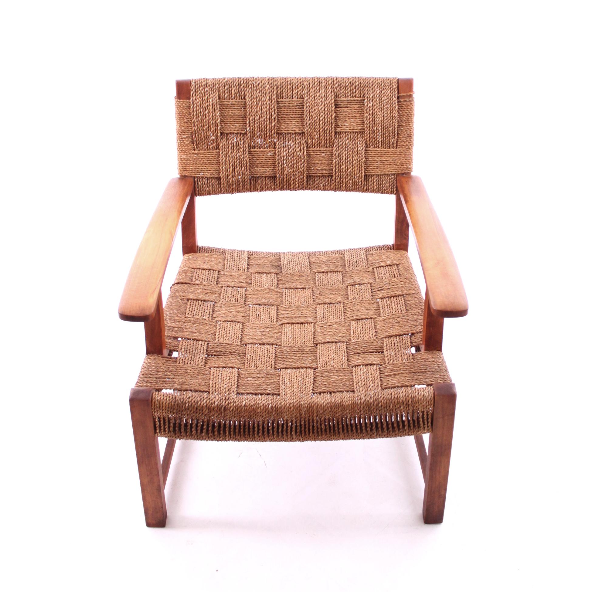 Frits Schlegel attributed Beech and Seagrass Lounge Chair 1940s In Good Condition In Copenhagen, DK