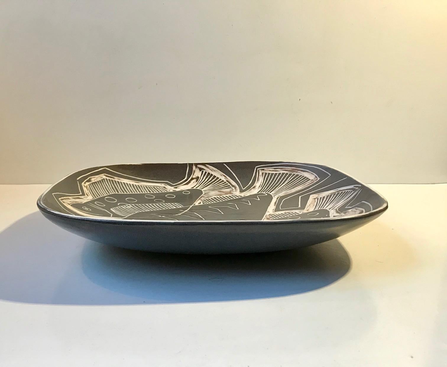 Mid-Century Modern Danish Modernist Ceramic Centerpiece Plate by Eva & Johannes Andersen, 1960s For Sale