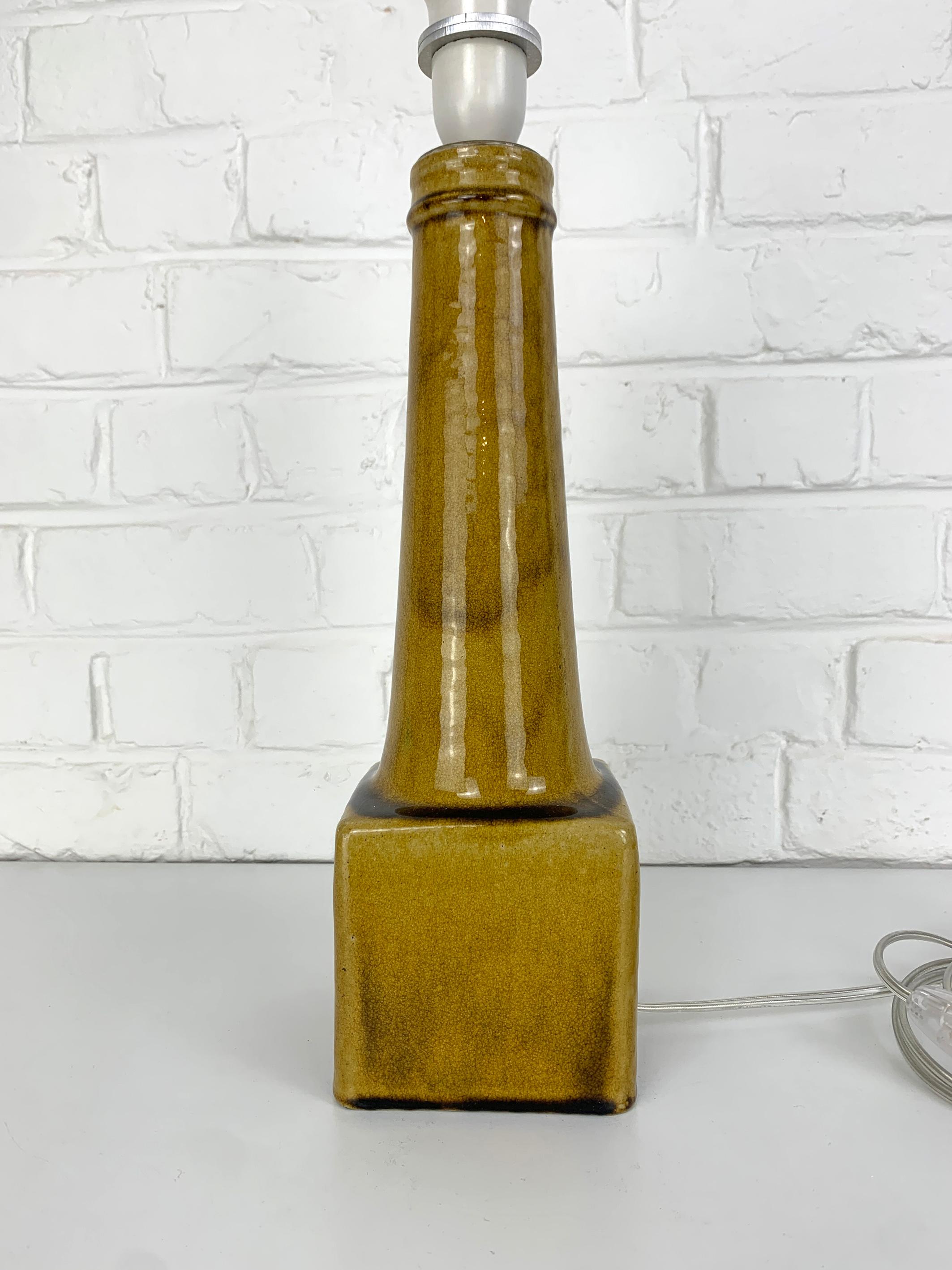 Lampe de table moderniste danoise en céramique, grès, Nils Kähler pour HAK Danemark 1960 en vente 4