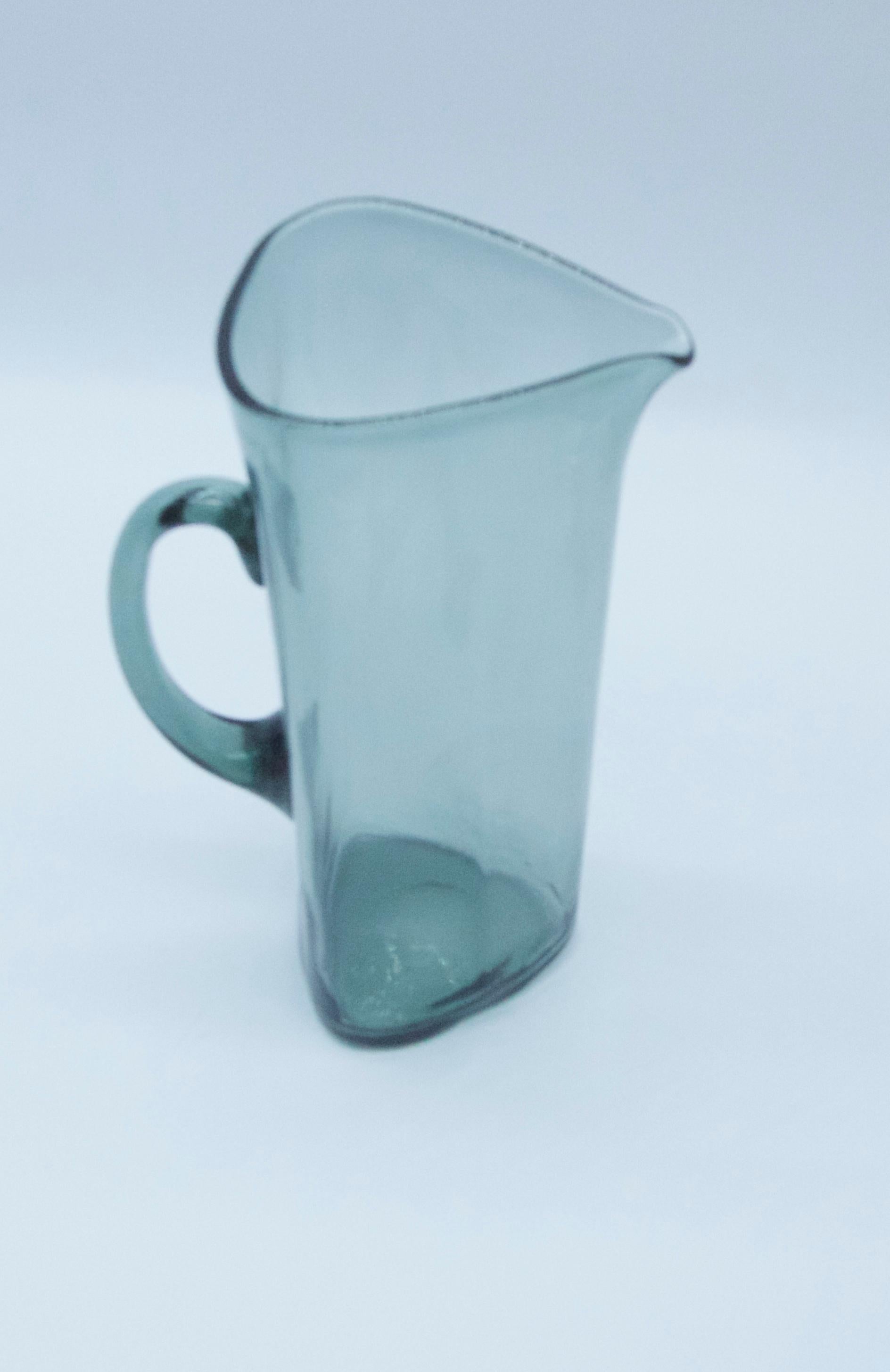 Mid-20th Century Danish Modernist Pitcher and Two Glasses 1970 Light Grey Three-Sided Design For Sale