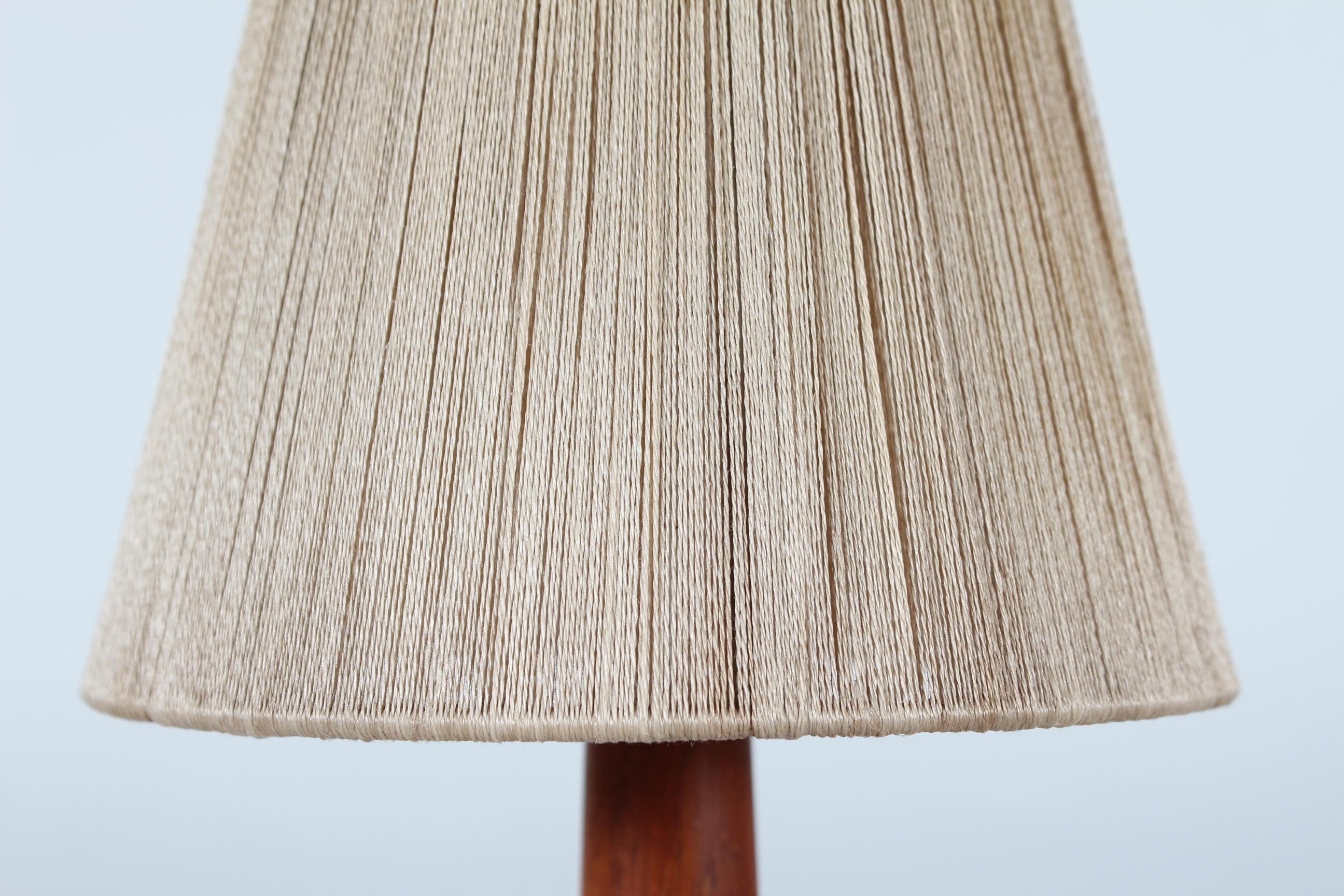 Scandinavian Modern Danish Modernist Table Lamp of Teak with Cone-Shaped Yarn Shade 1970s For Sale