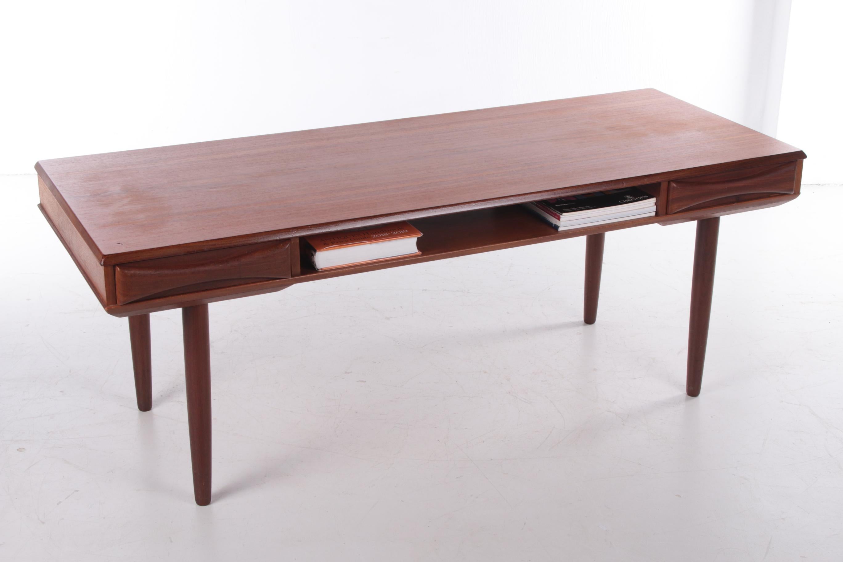 Dänischer modernistischer dänischer Couchtisch aus Teakholz von Dyrlund, 1960er Jahre im Angebot 6