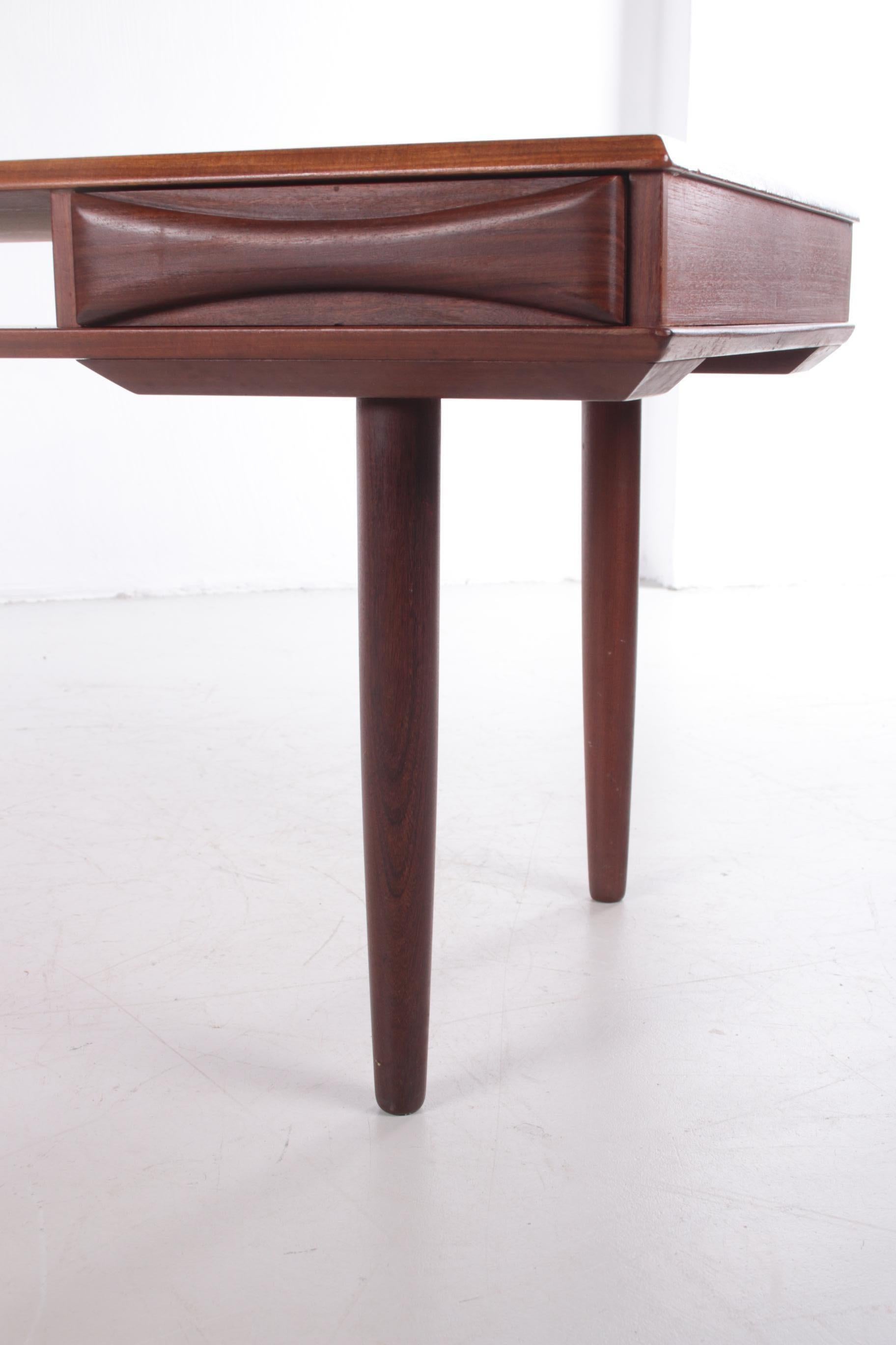 Danois Table basse moderniste danoise fabriquée par Dyrlund, années 1960 en vente