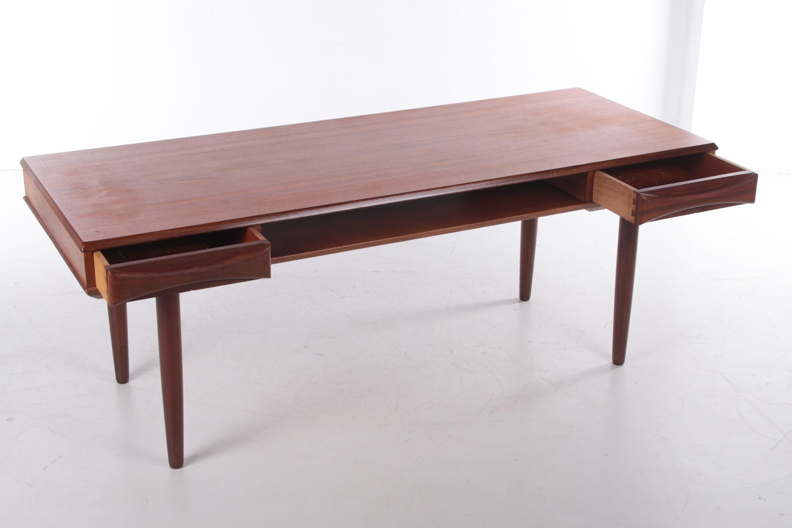 Danish Modernist Teak Coffee Table Made by Dyrlund, 1960s For Sale 4