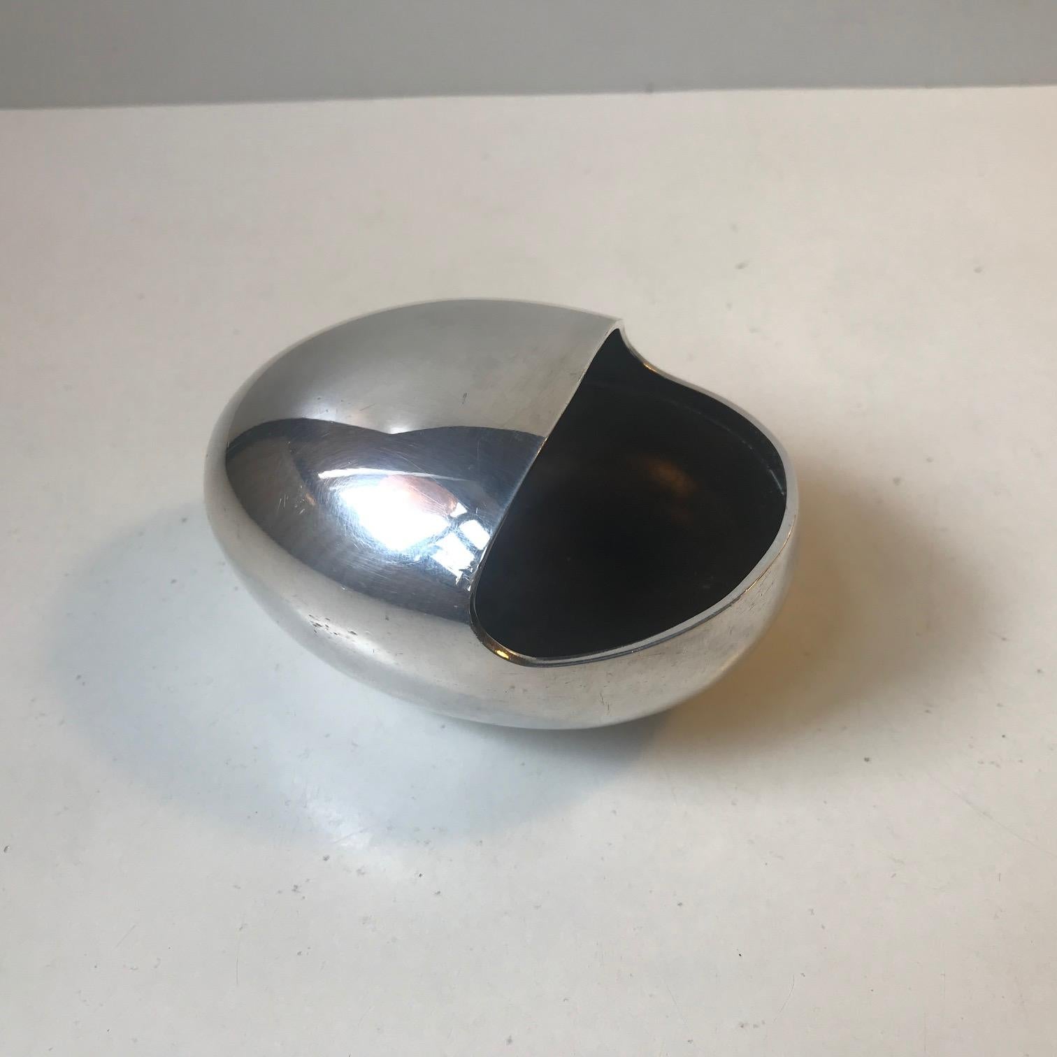 Danish Modernist the Smile Silver Plate Ashtray by Carl Cohr, 1950s In Good Condition In Esbjerg, DK