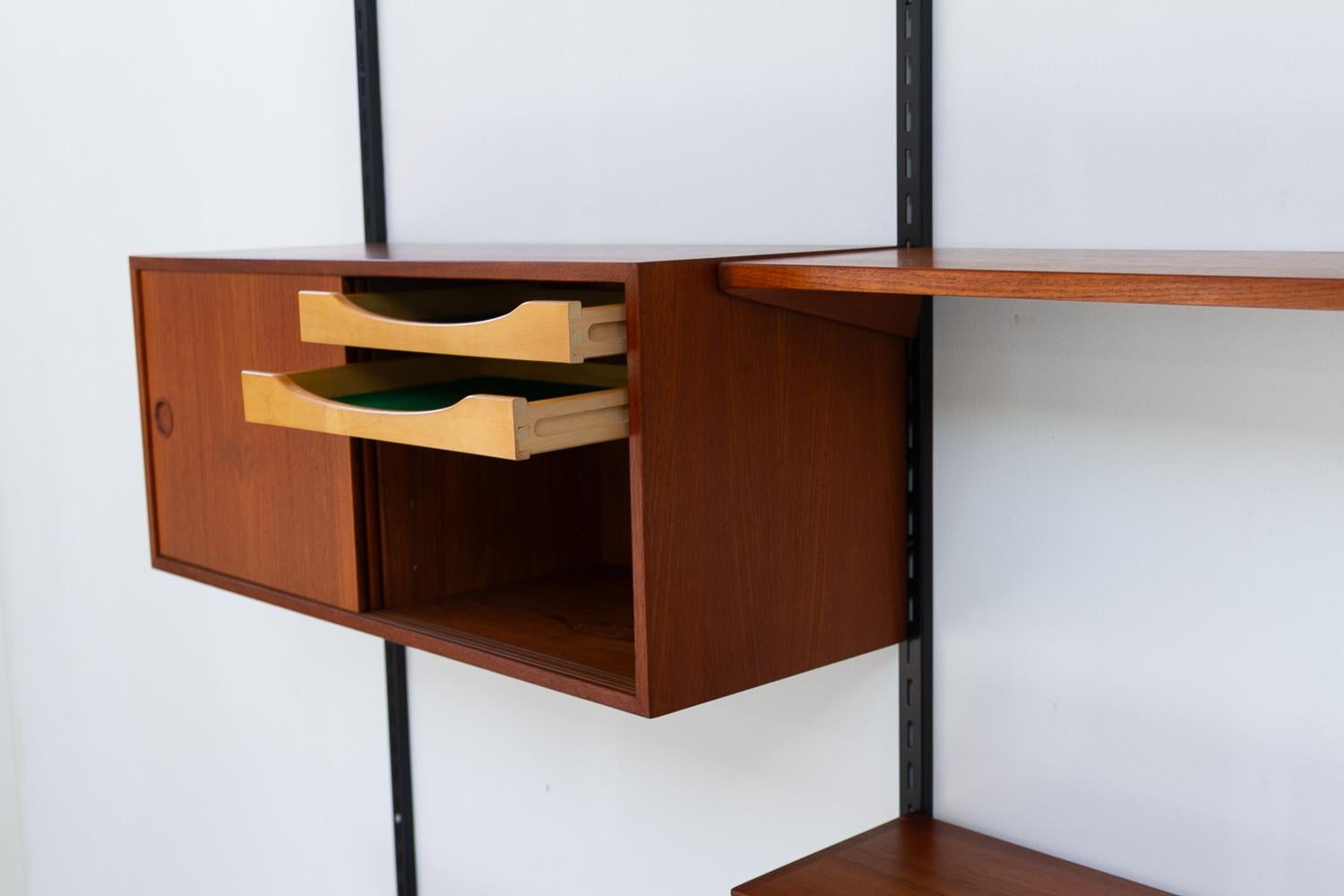 Danish Modular 5-Bay Teak Wall Unit by Kai Kristiansen for FM, 1960s. 2