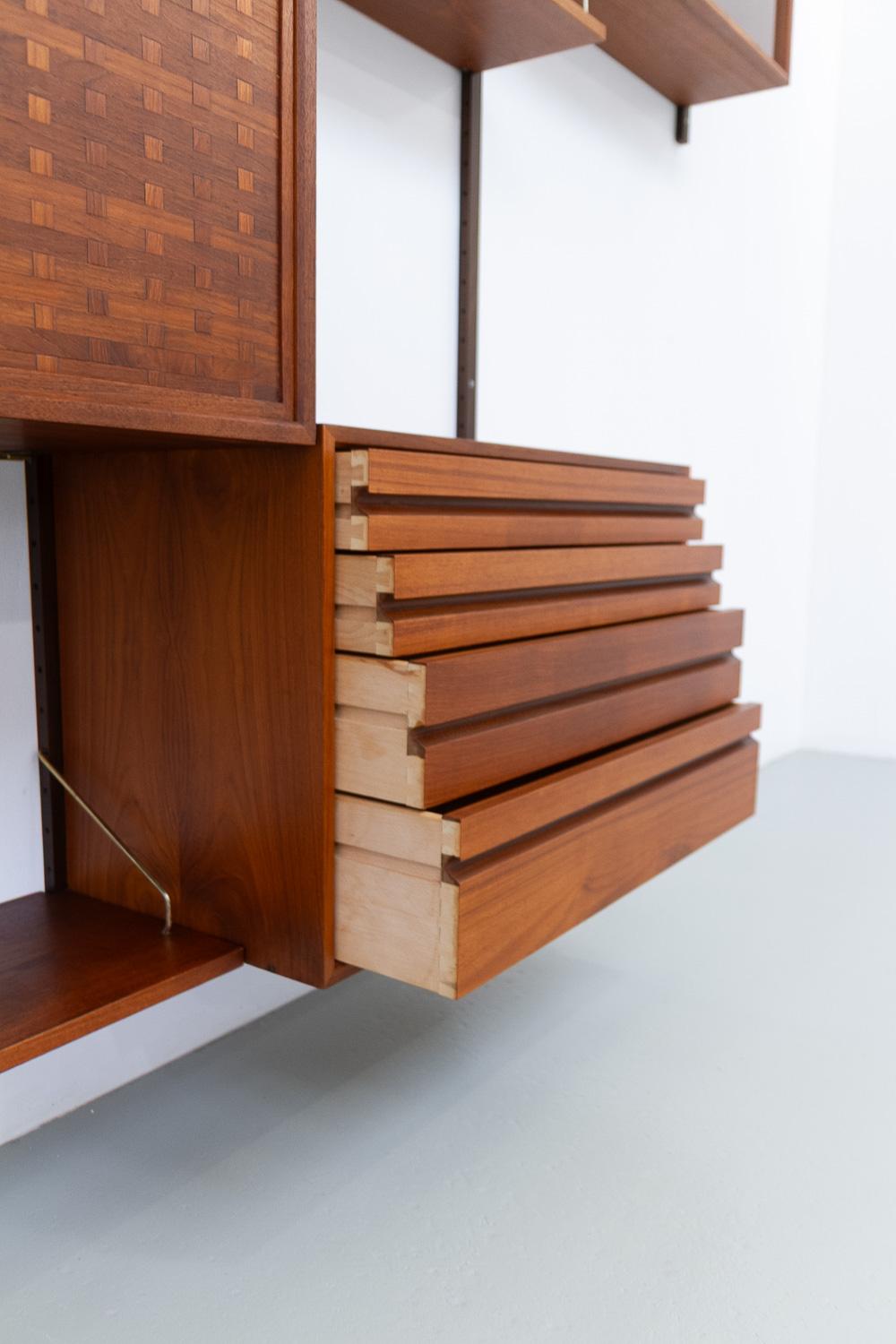 Parete attrezzata modulare danese in teak Royal di Poul Cadovius per Cado, 1950. in vendita 3