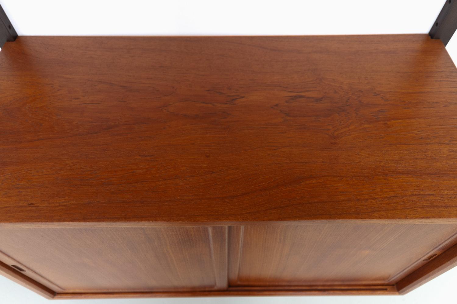 Danish Modular Royal Teak Wall Unit by Poul Cadovius for Cado, 1960s. For Sale 7