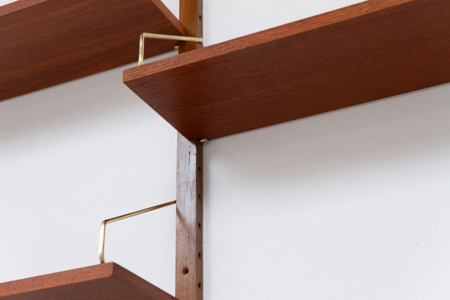 Danish Modular Royal Teak Wall Unit by Poul Cadovius for Cado, 1960s. 8