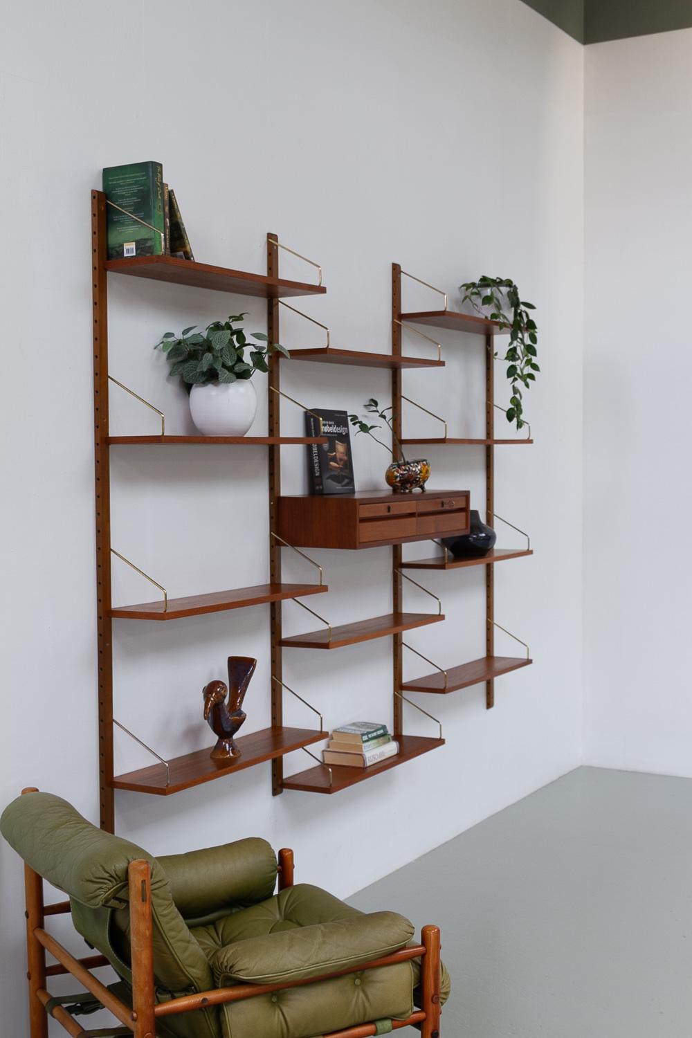 Danish Modular Royal Teak Wall Unit by Poul Cadovius for Cado, 1960s. 13