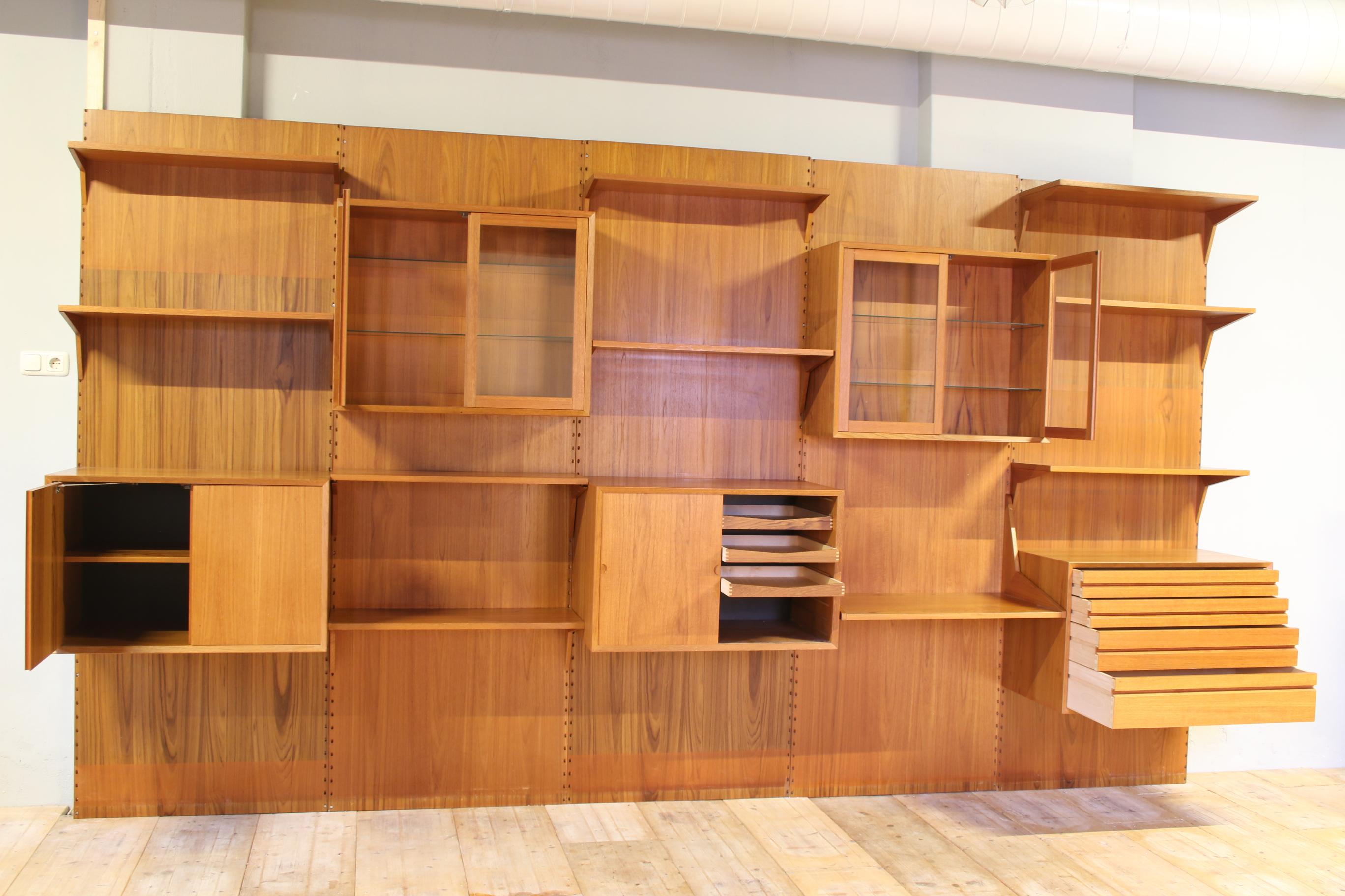 Danish Modular Teak Wall Unit by Poul Cadovius, 1960s In Good Condition In Oostrum-Venray, NL